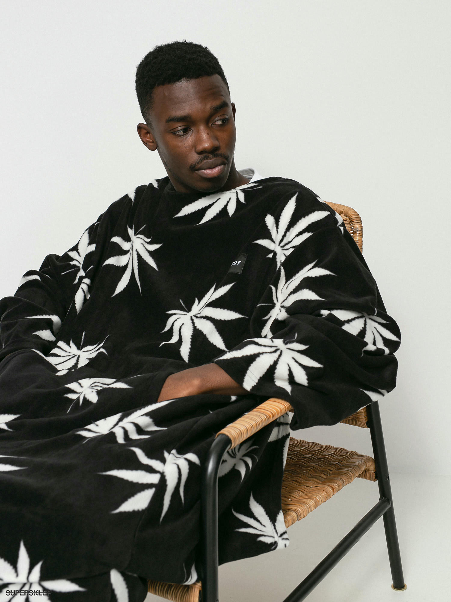 Poncho HUF Plantlife Nuggy (black)