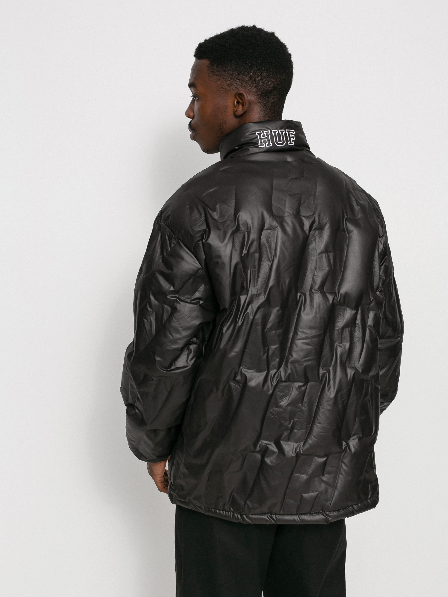 Kurtka HUF Monogram Puffer (black)