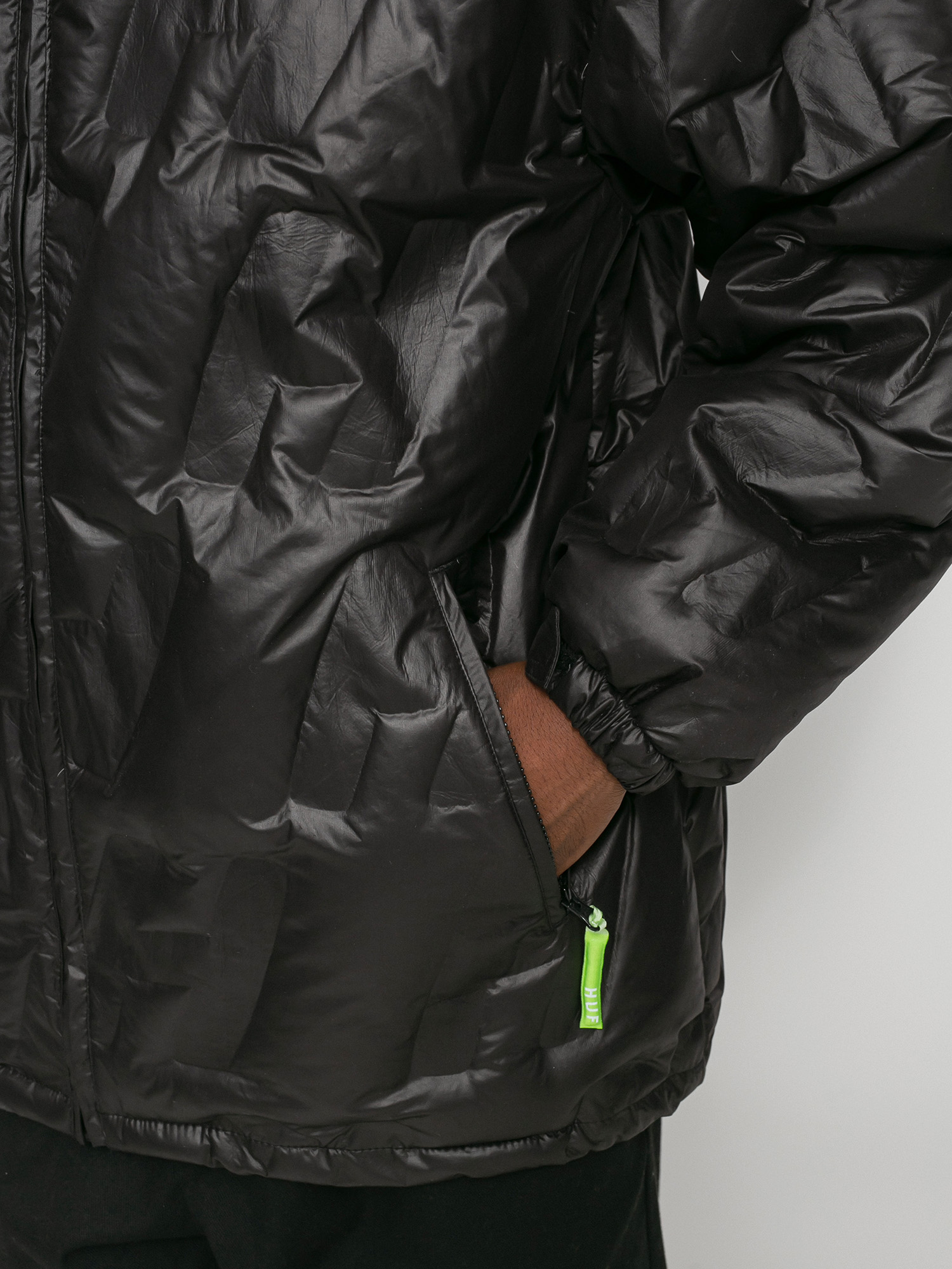 Kurtka HUF Monogram Puffer (black)