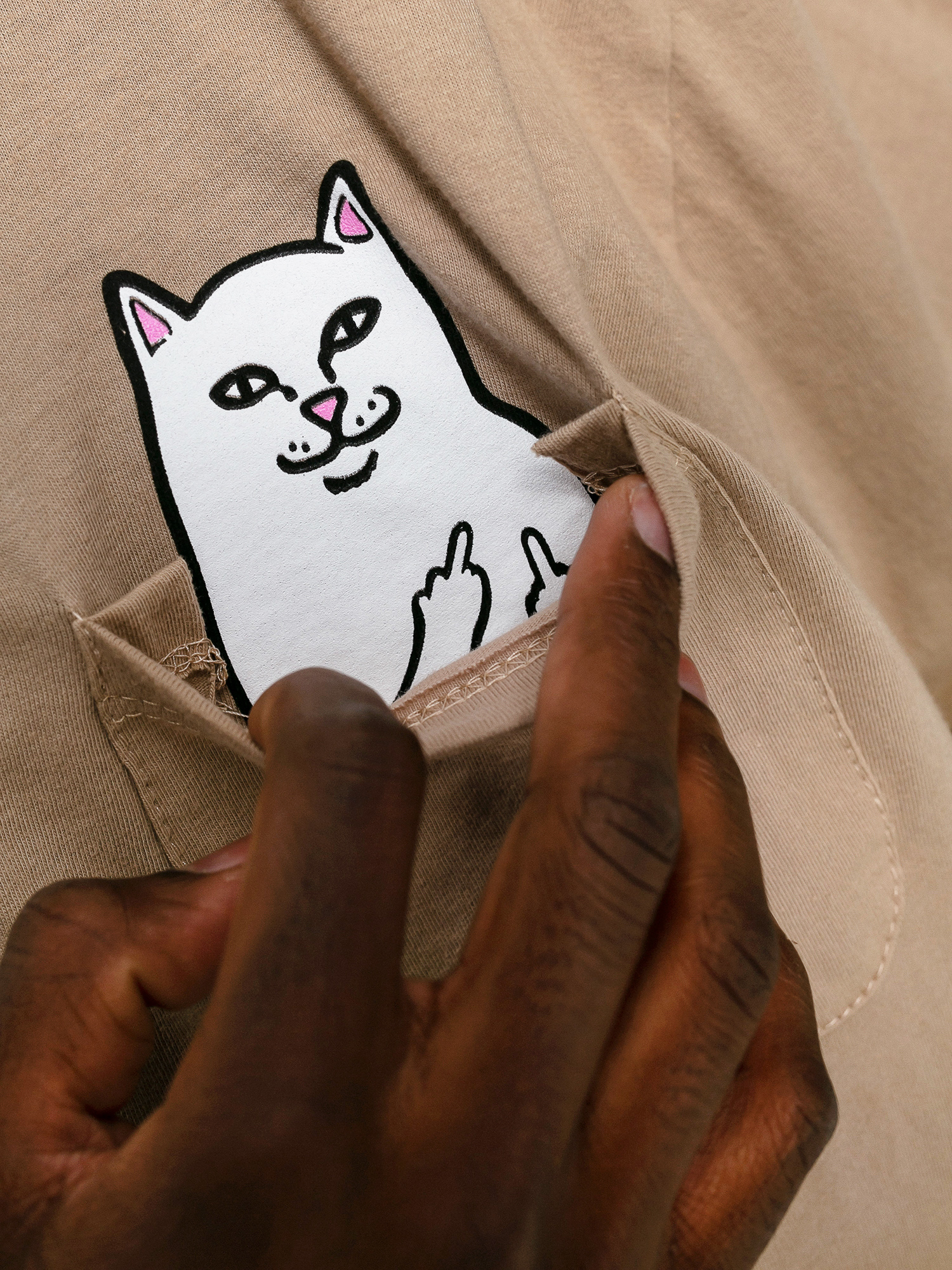 Longsleeve RipNDip Lord Nermal (almond)