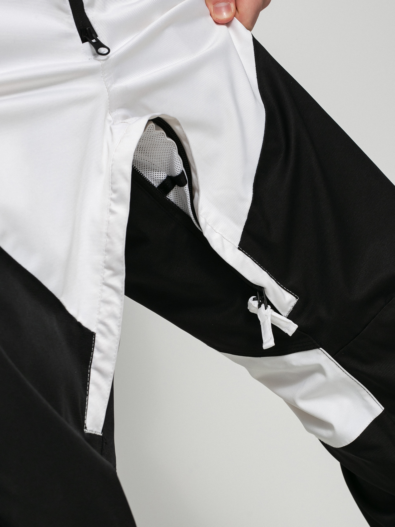 Męskie Spodnie snowboardowe ThirtyTwo Spring Break Bib (white/black)