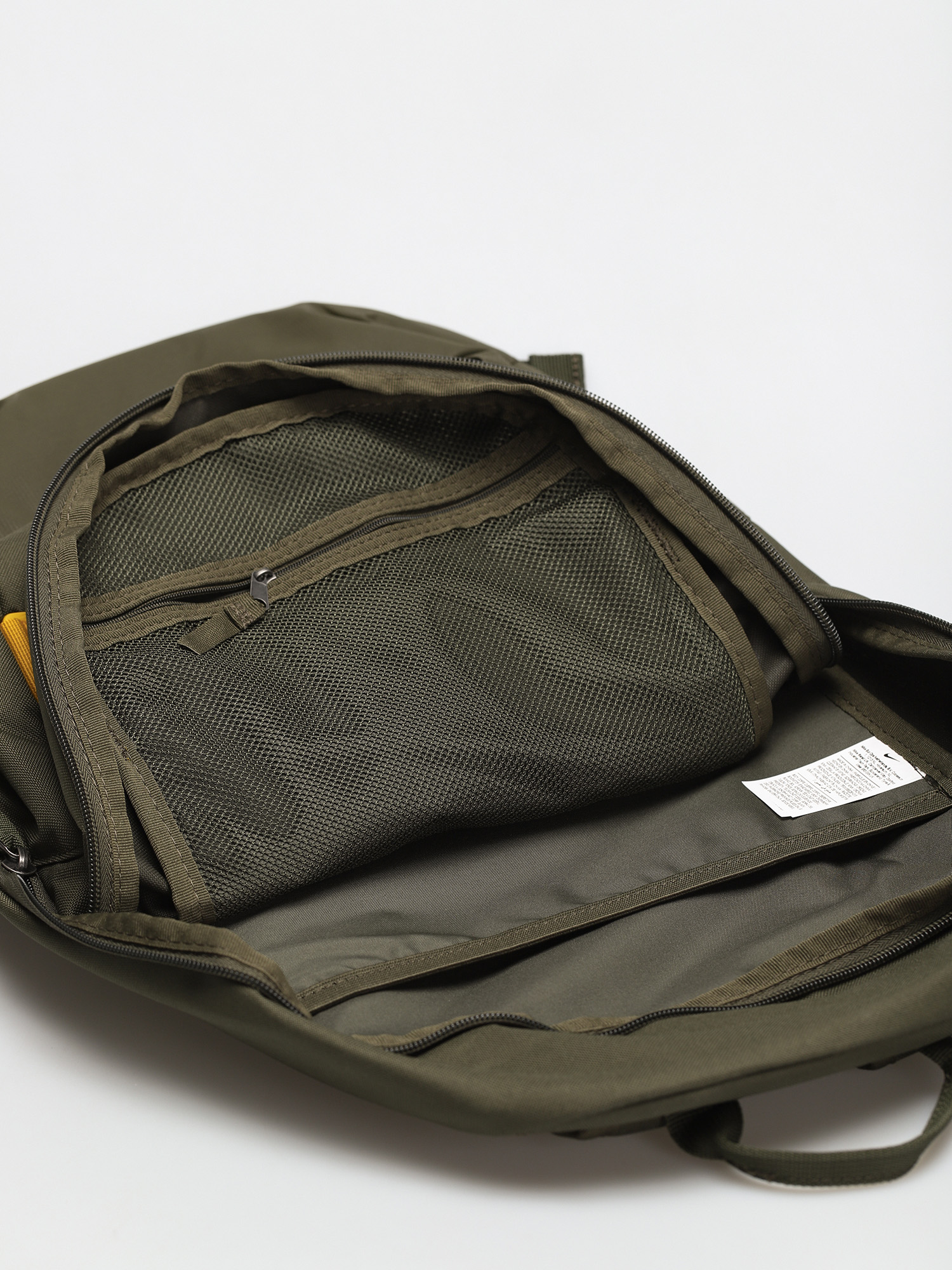 Plecak Nike SB Courthouse (cargo khaki/dark sulfur/dark sulfur)