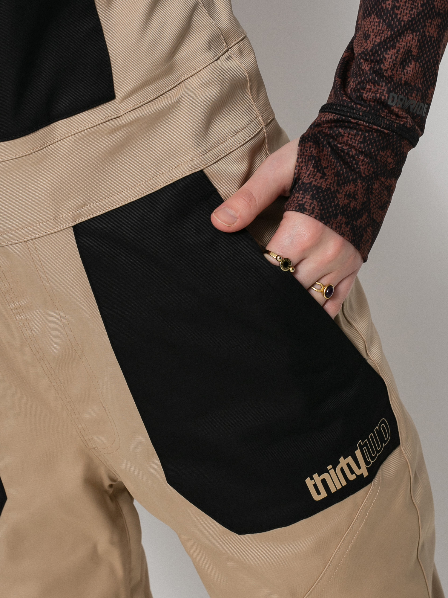 Damskie Spodnie snowboardowe ThirtyTwo Basement Bib (khaki)