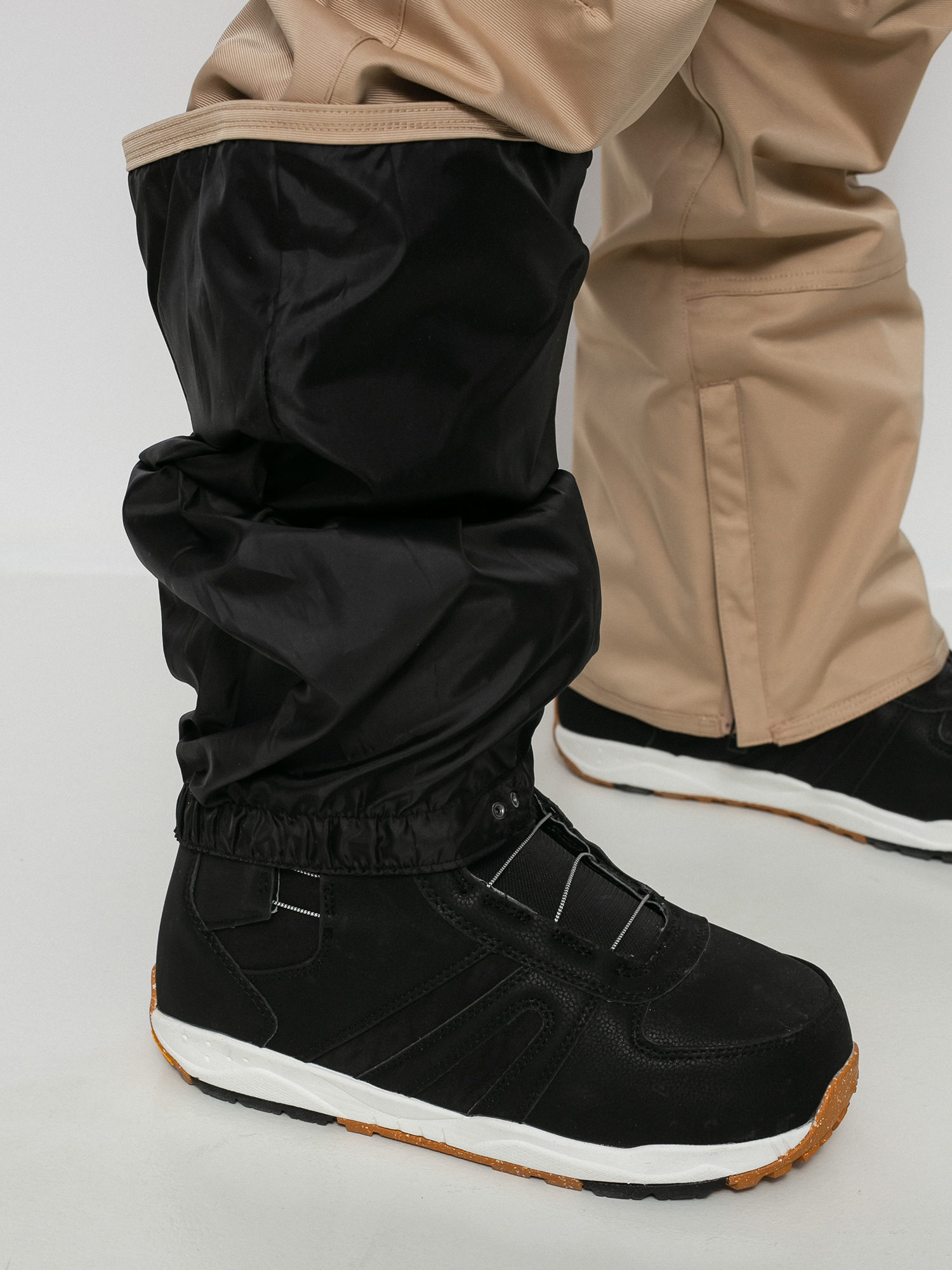 Damskie Spodnie snowboardowe ThirtyTwo Basement Bib (khaki)