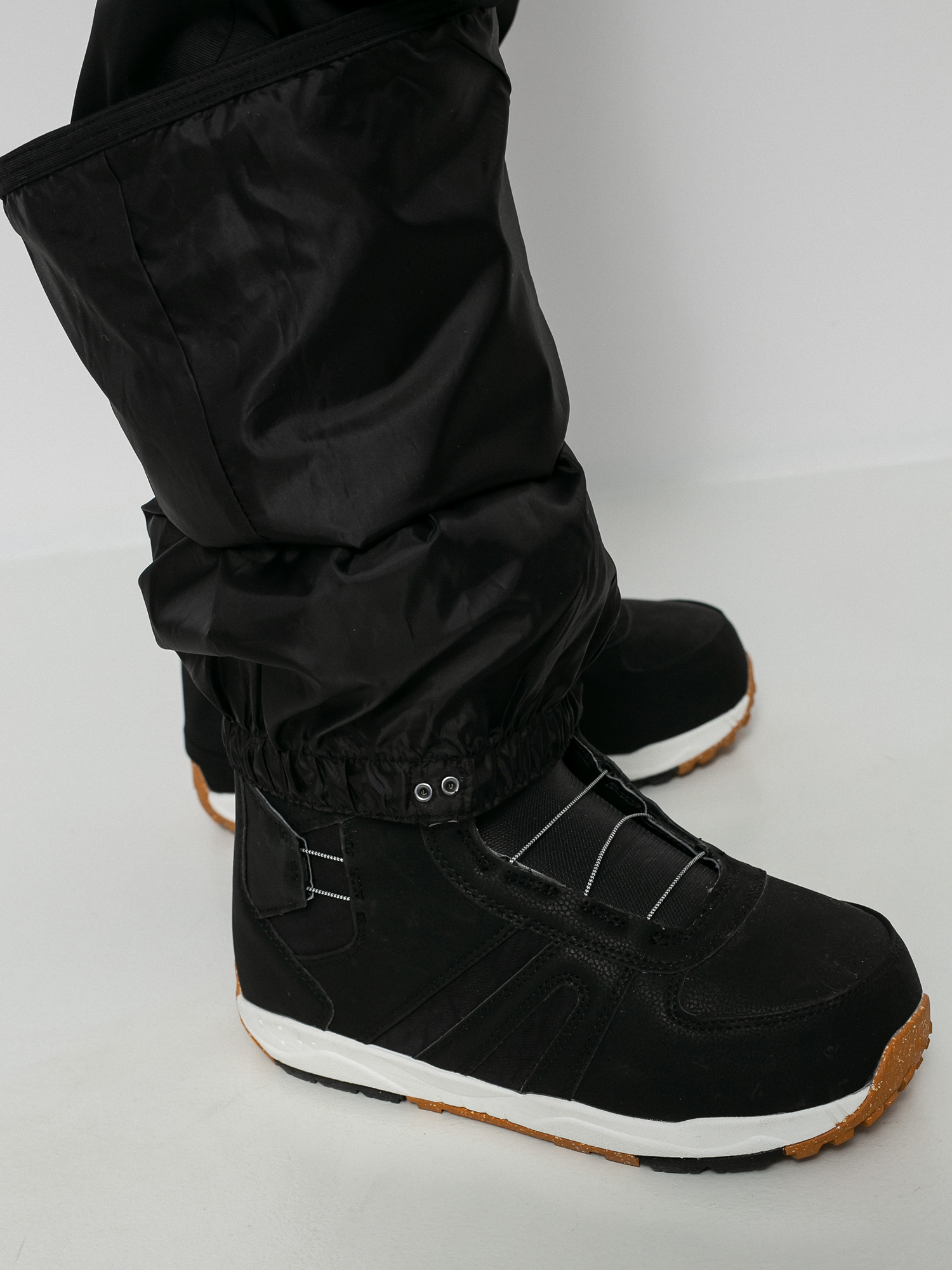 Damskie Spodnie snowboardowe ThirtyTwo Basement Bib (black)