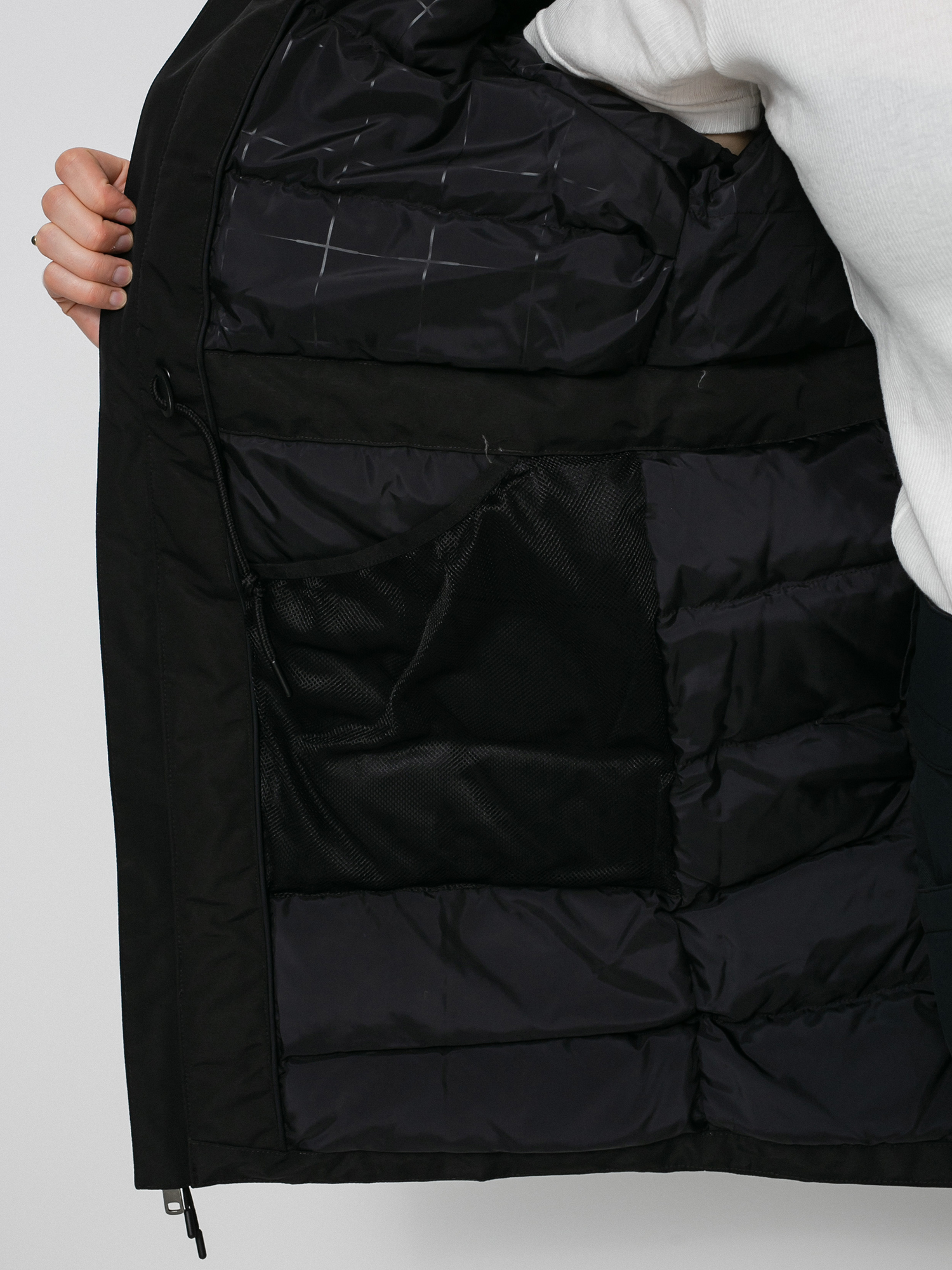 Kurtka Burton Saxton Parka Wmn (true black)