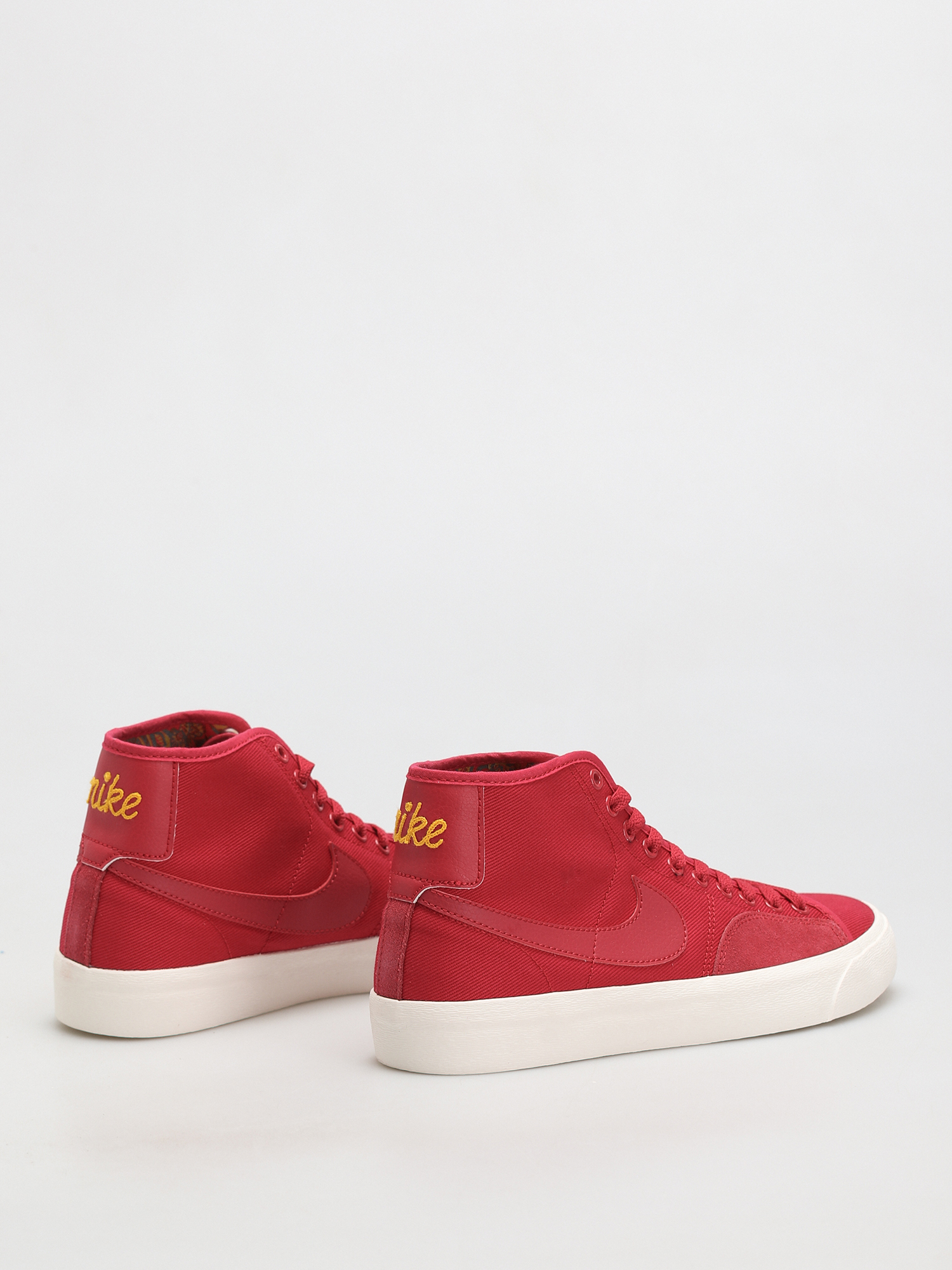 Buty Nike SB BLZR Court Mid Premium (mystic hibiscus/mystic hibiscus)