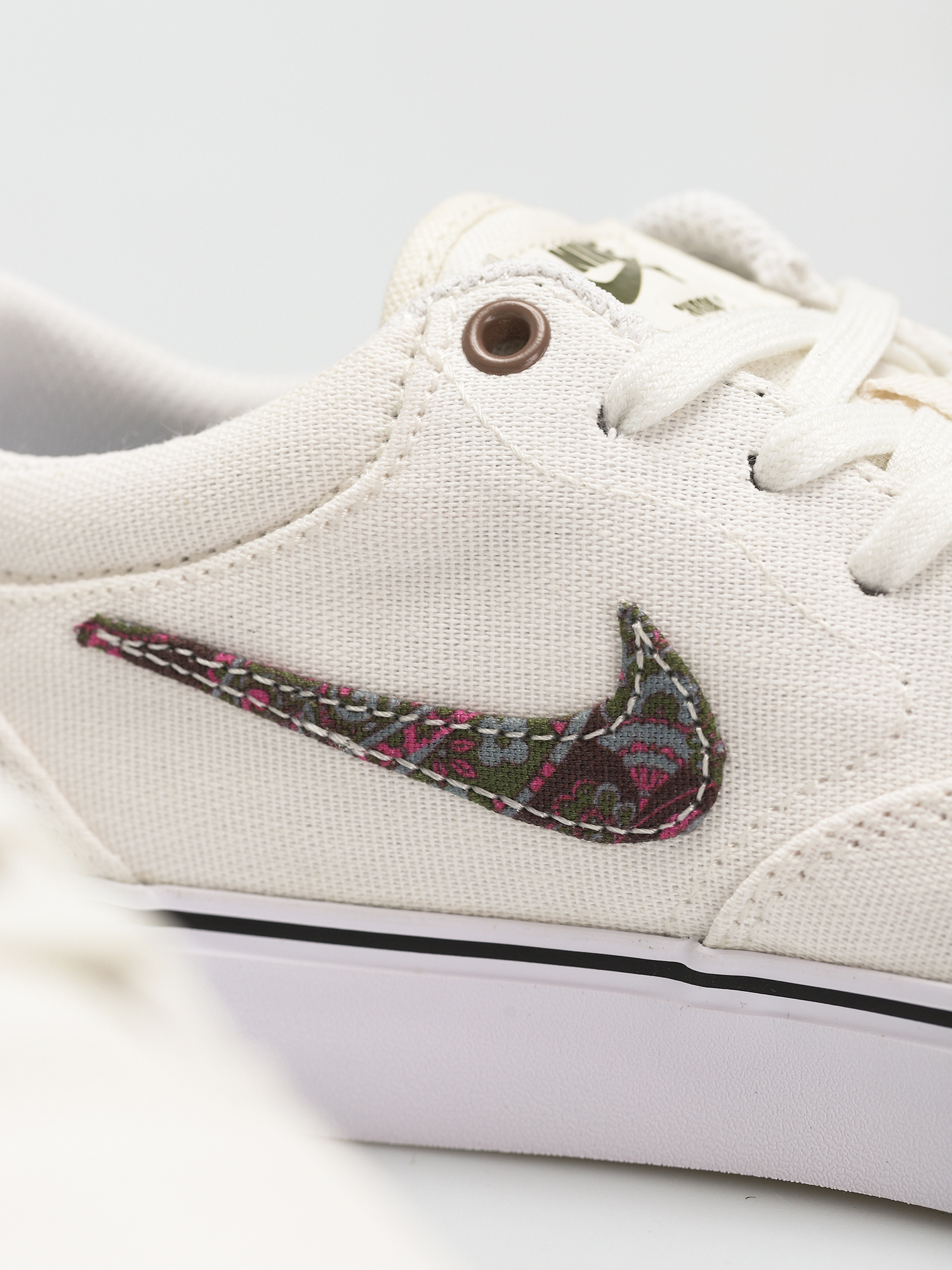 Buty Nike SB Chron 2 Canvas Premium (sail/rough green sangria cool grey)