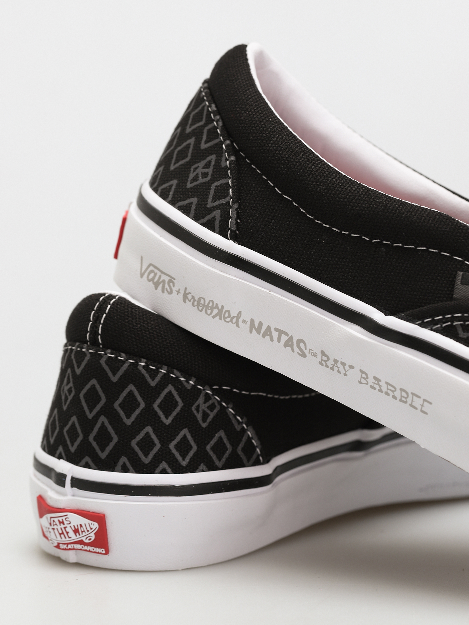Buty Vans X KROOKED Skate Slip On (by natas for ray/black)