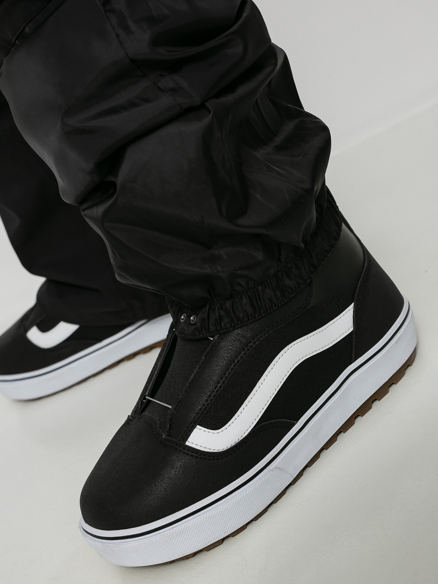 Męskie Spodnie snowboardowe ThirtyTwo Zeb Sweeper (black/red)