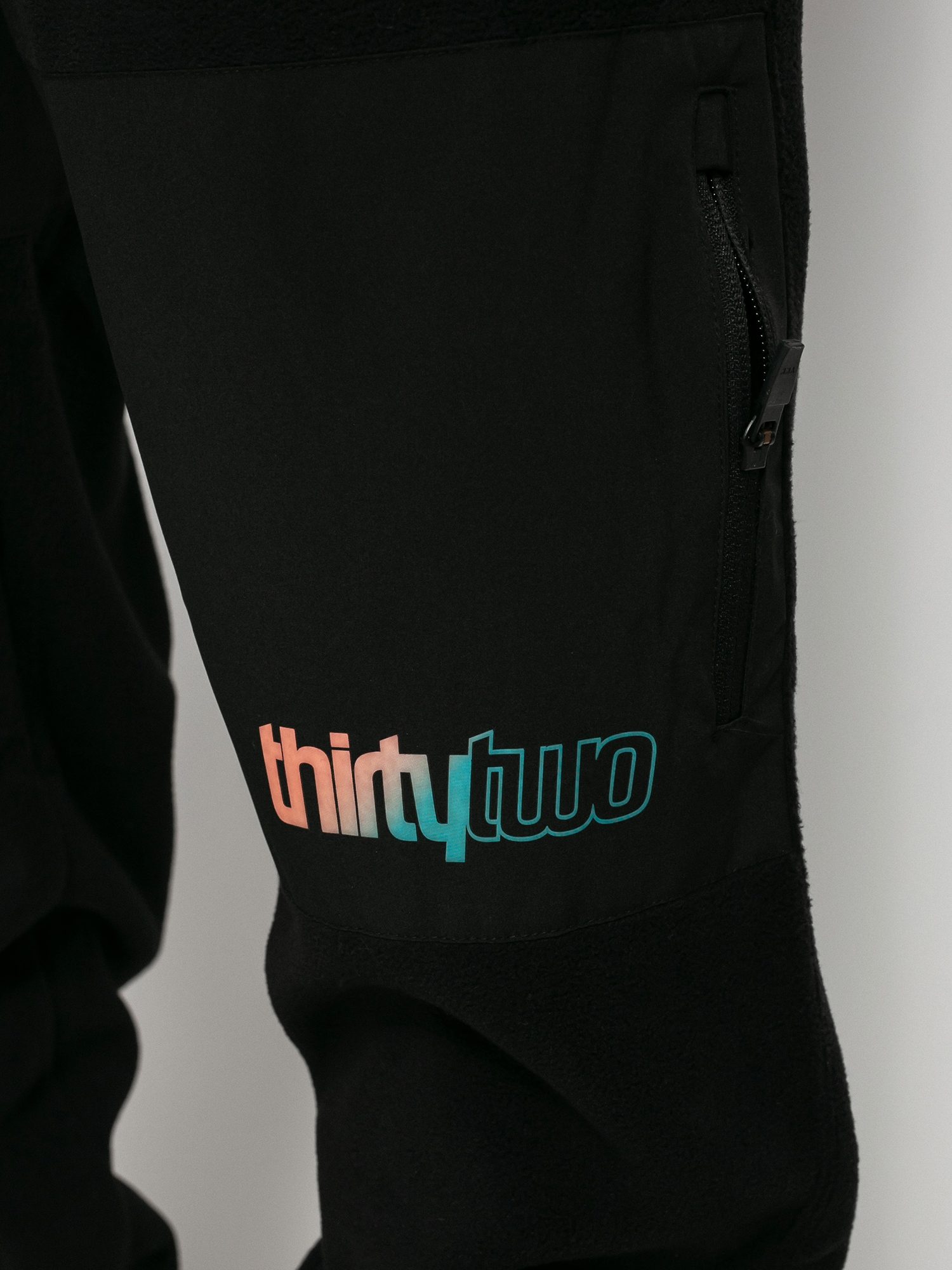 Męskie Spodnie snowboardowe ThirtyTwo Crossover (black)