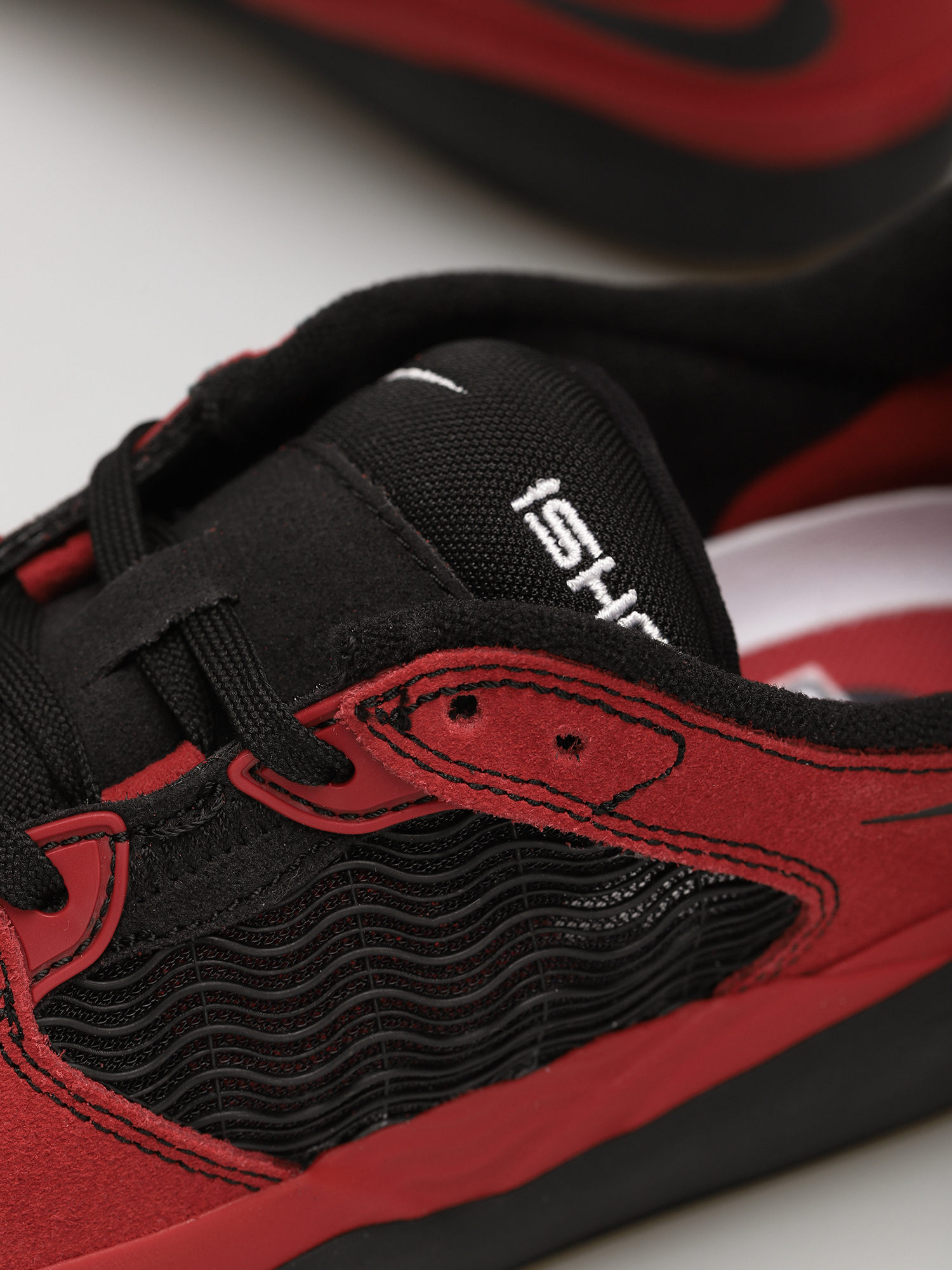 Buty Nike SB Ishod (varsity red/black varsity red white)