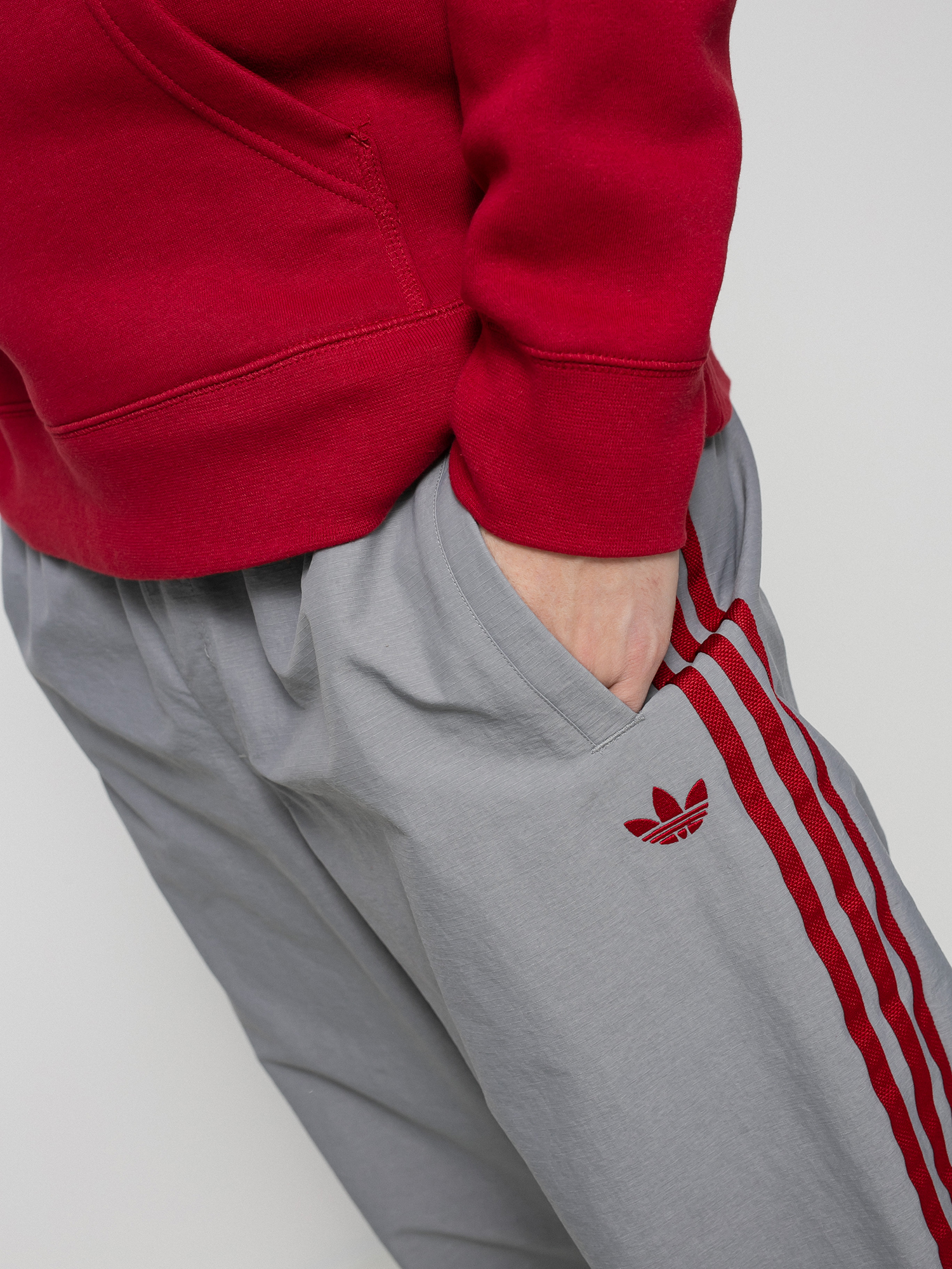 Spodnie adidas Sst Track (grey/white/tmvire)