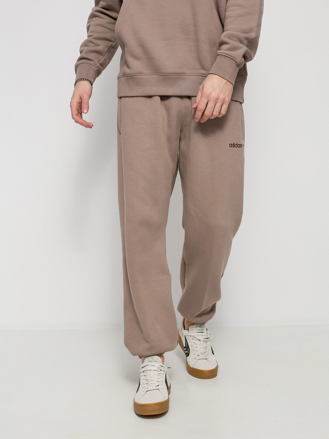 Spodnie adidas Originals TRF Linear (chalky brown)