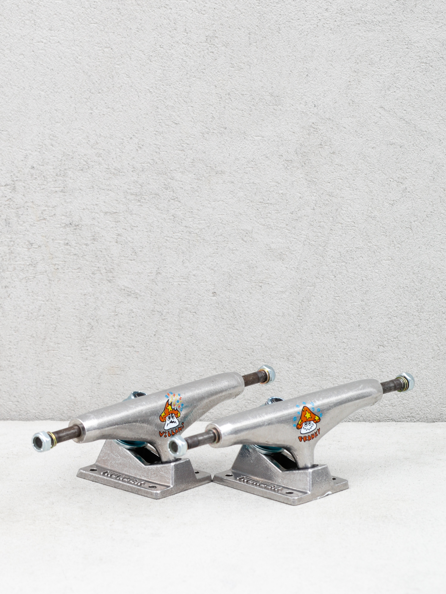 Traki Thunder Villani Artist Tm (silver)