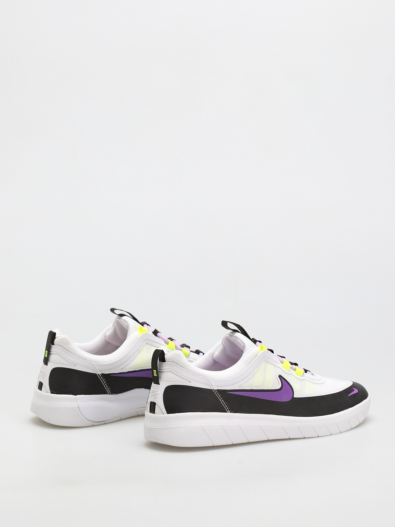 Buty Nike SB Nyjah Free 2 (black/wild berry white lilac)