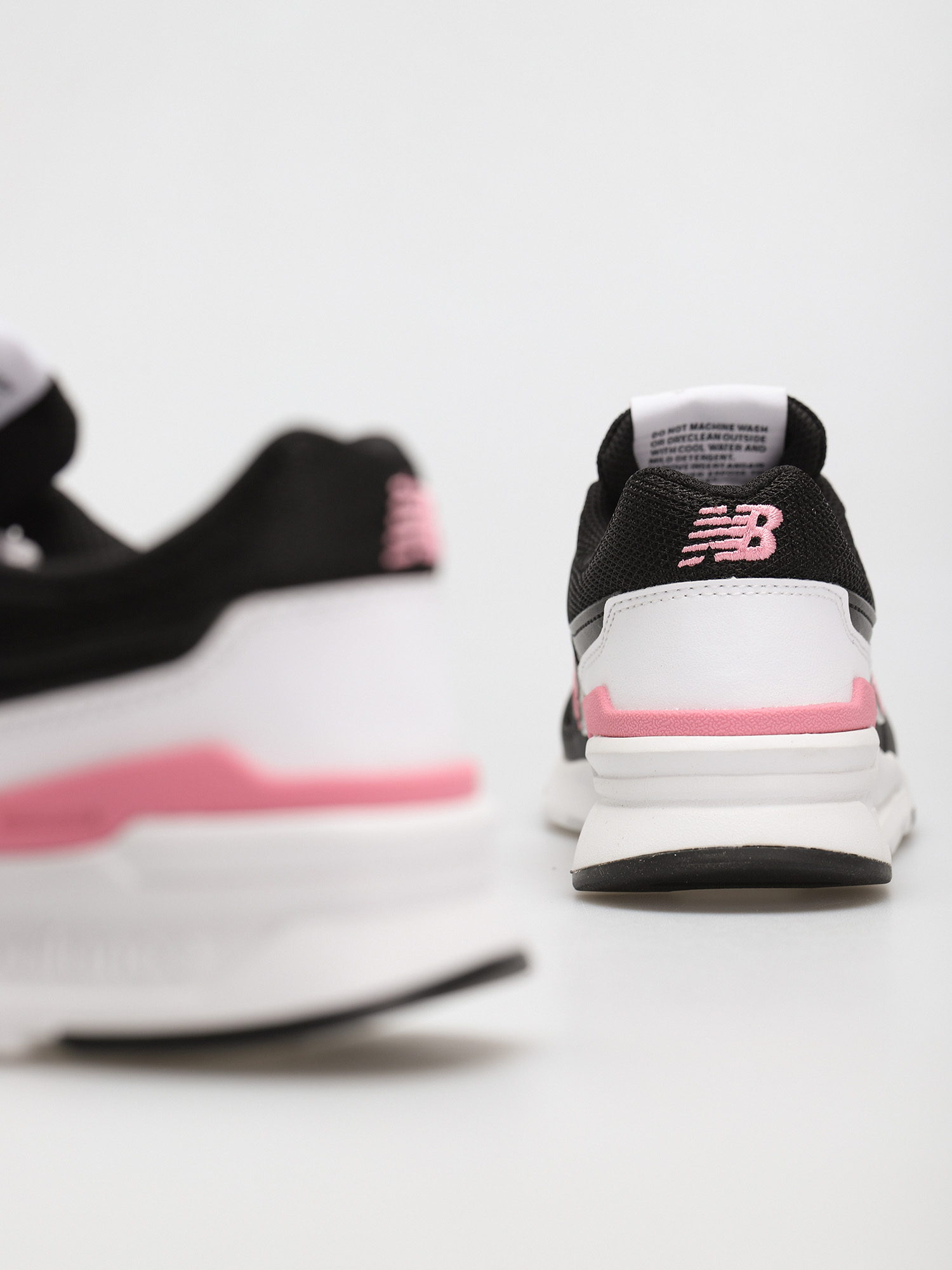 Buty New Balance 997 Wmn (black)