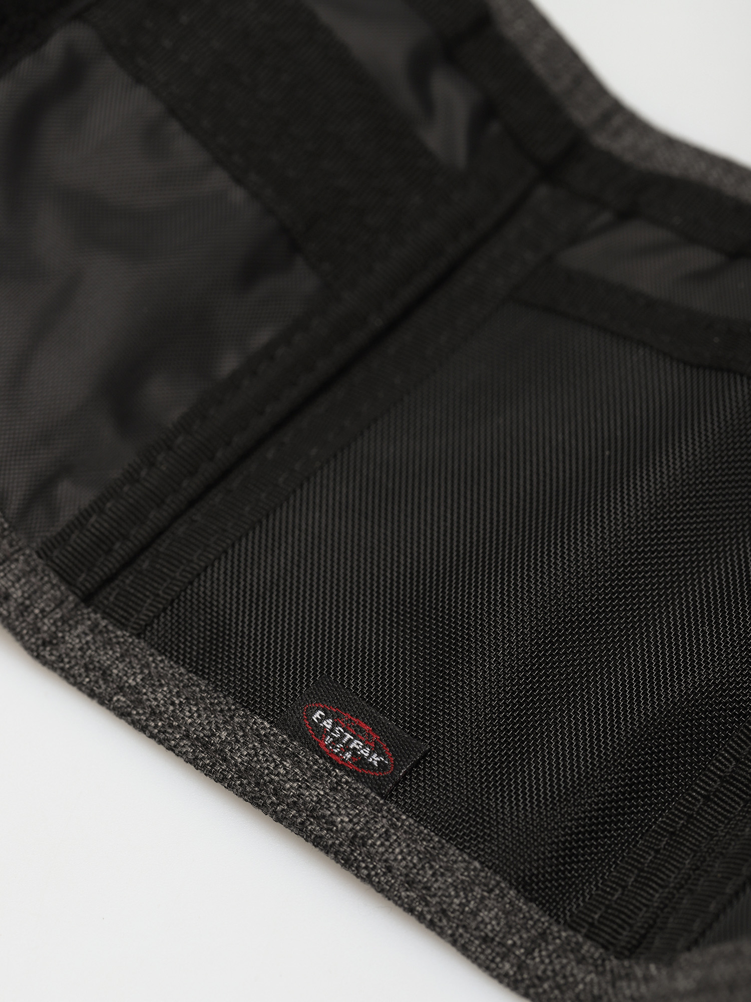 Portfel Eastpak Crew Single (black denim)