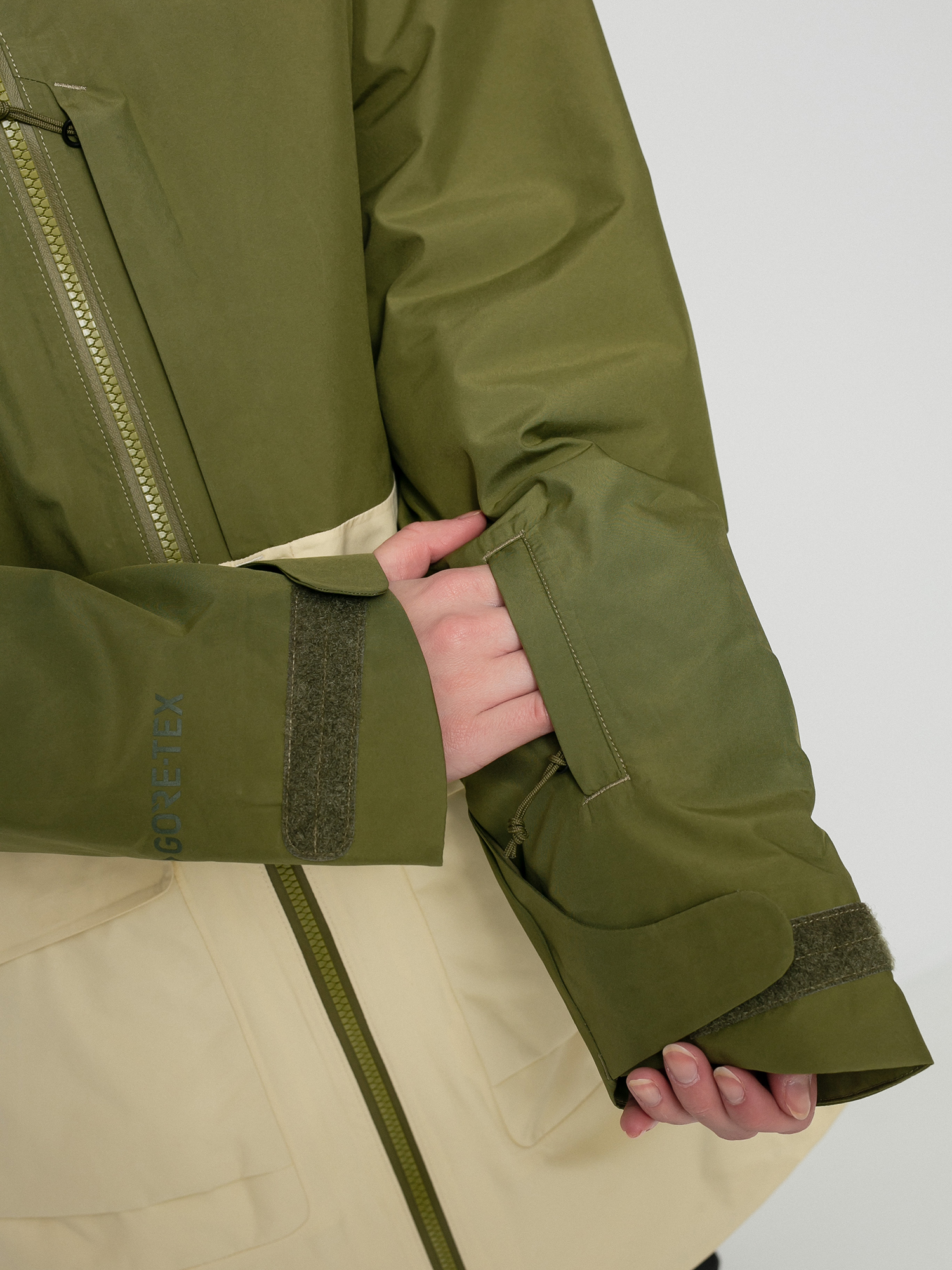 Damska Kurtka snowboardowa Burton Gore Tex Treeline (martini olive/creme brulee)