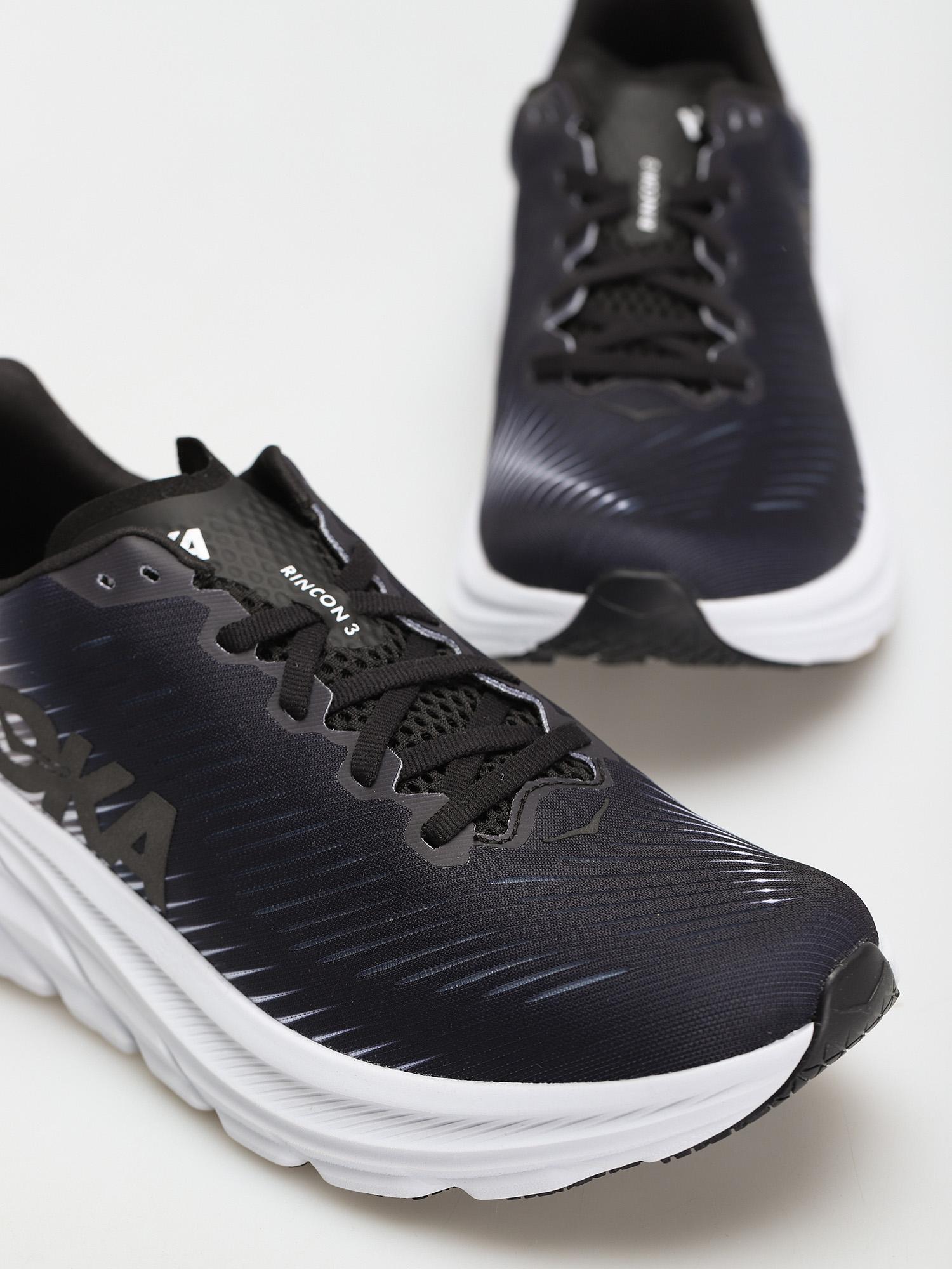 Buty Hoka One One Rincon 3 (black/white)