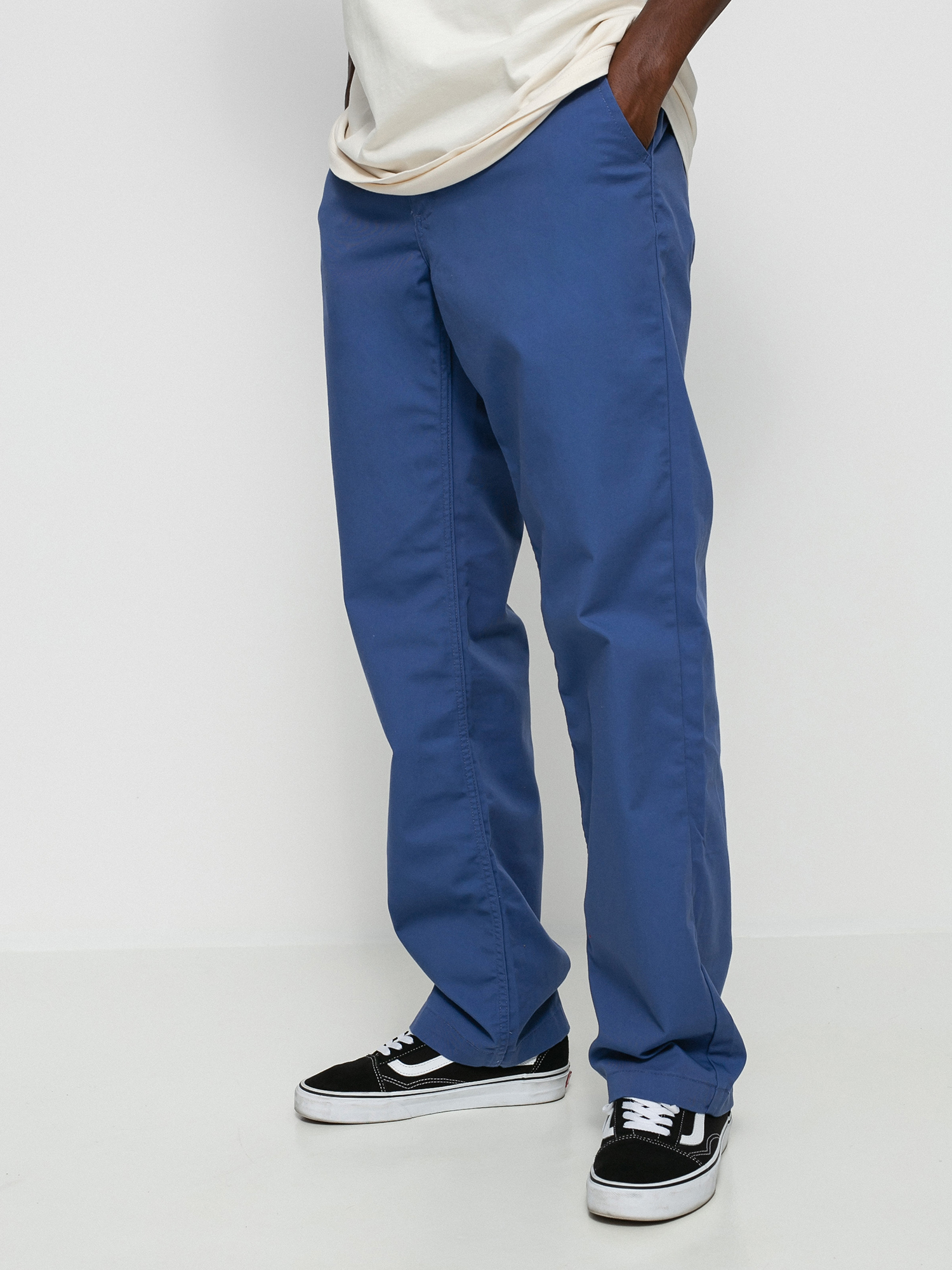 Spodnie Vans Authentic Chino Relaxed (true navy)