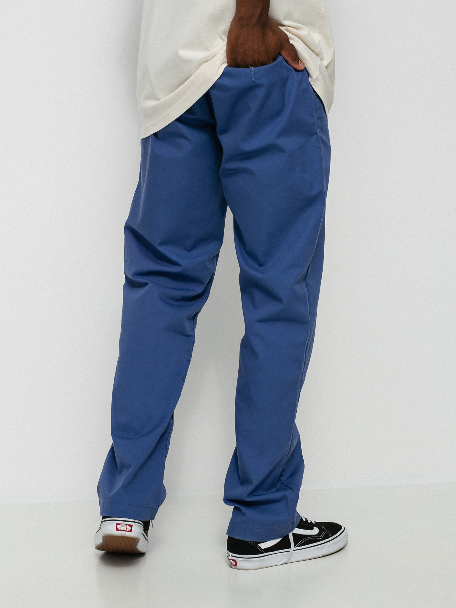 Spodnie Vans Authentic Chino Relaxed (true navy)