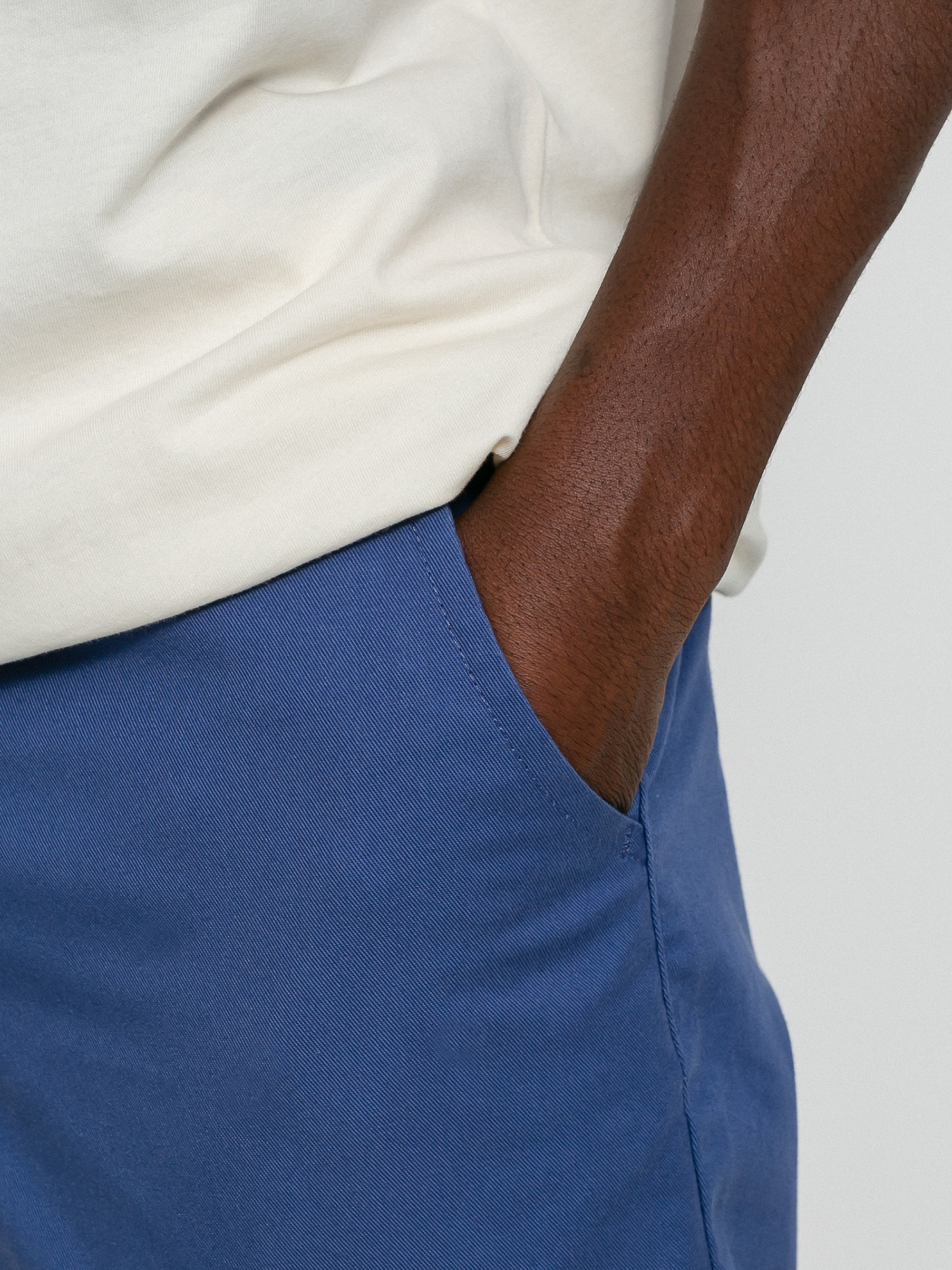 Spodnie Vans Authentic Chino Relaxed (true navy)