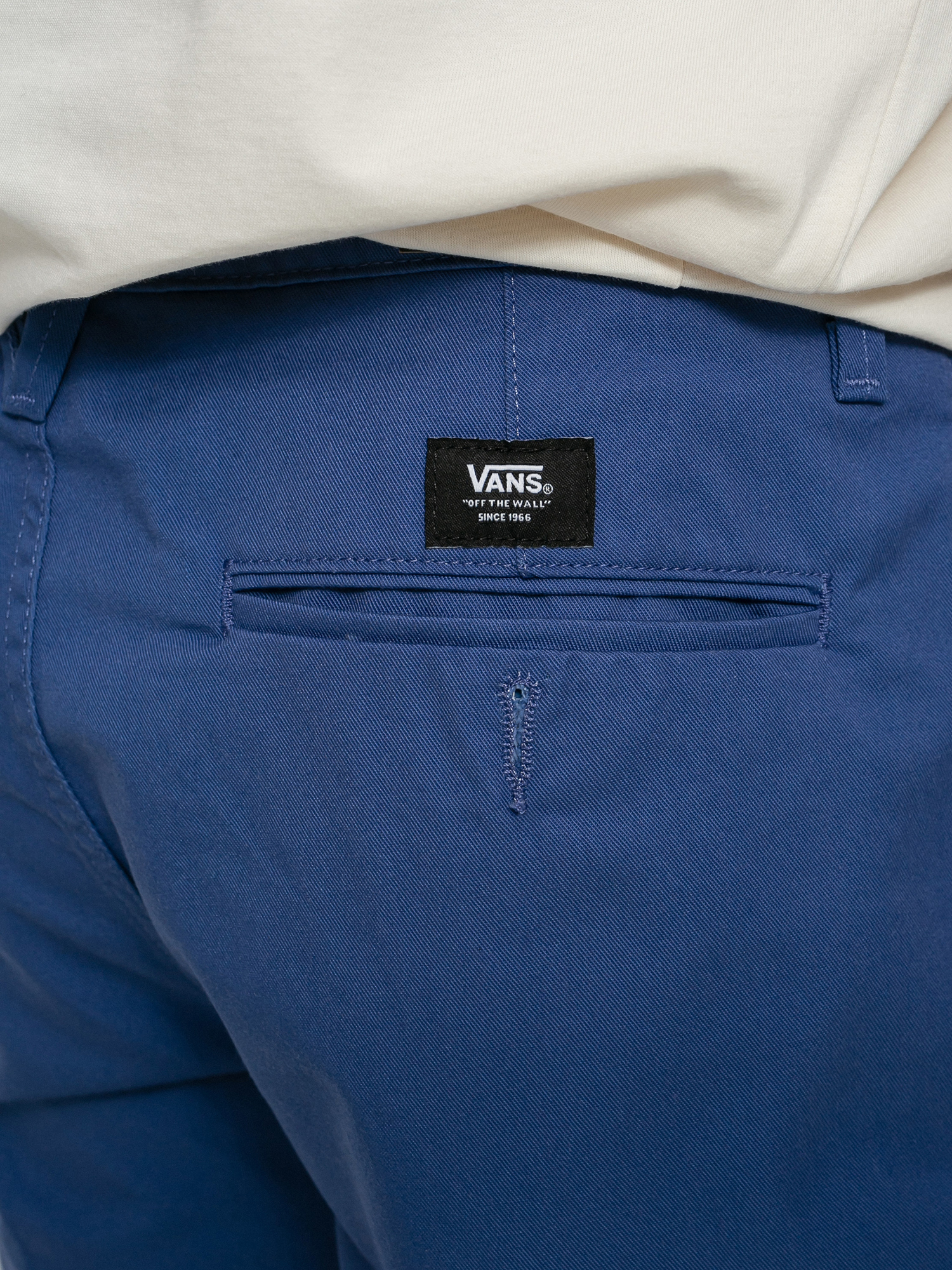 Spodnie Vans Authentic Chino Relaxed (true navy)