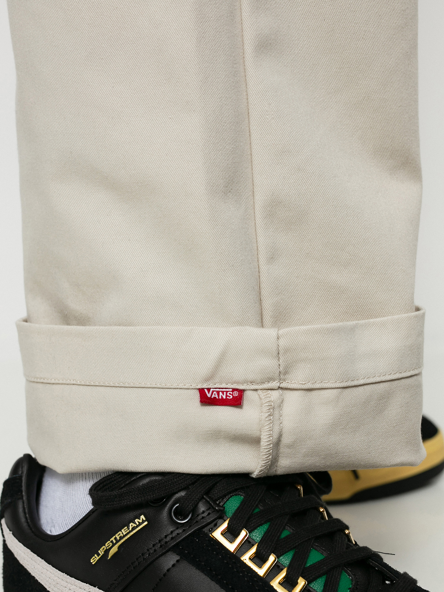 Spodnie Vans Authentic Chino Loose (oatmeal)