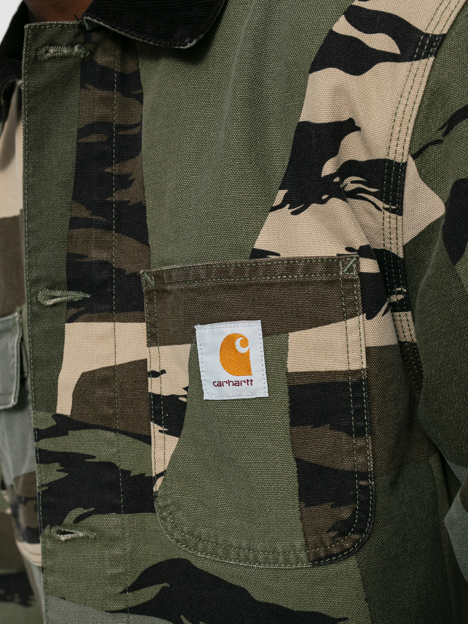 Kurtka Carhartt WIP Michigan Coat (camo mend/black)