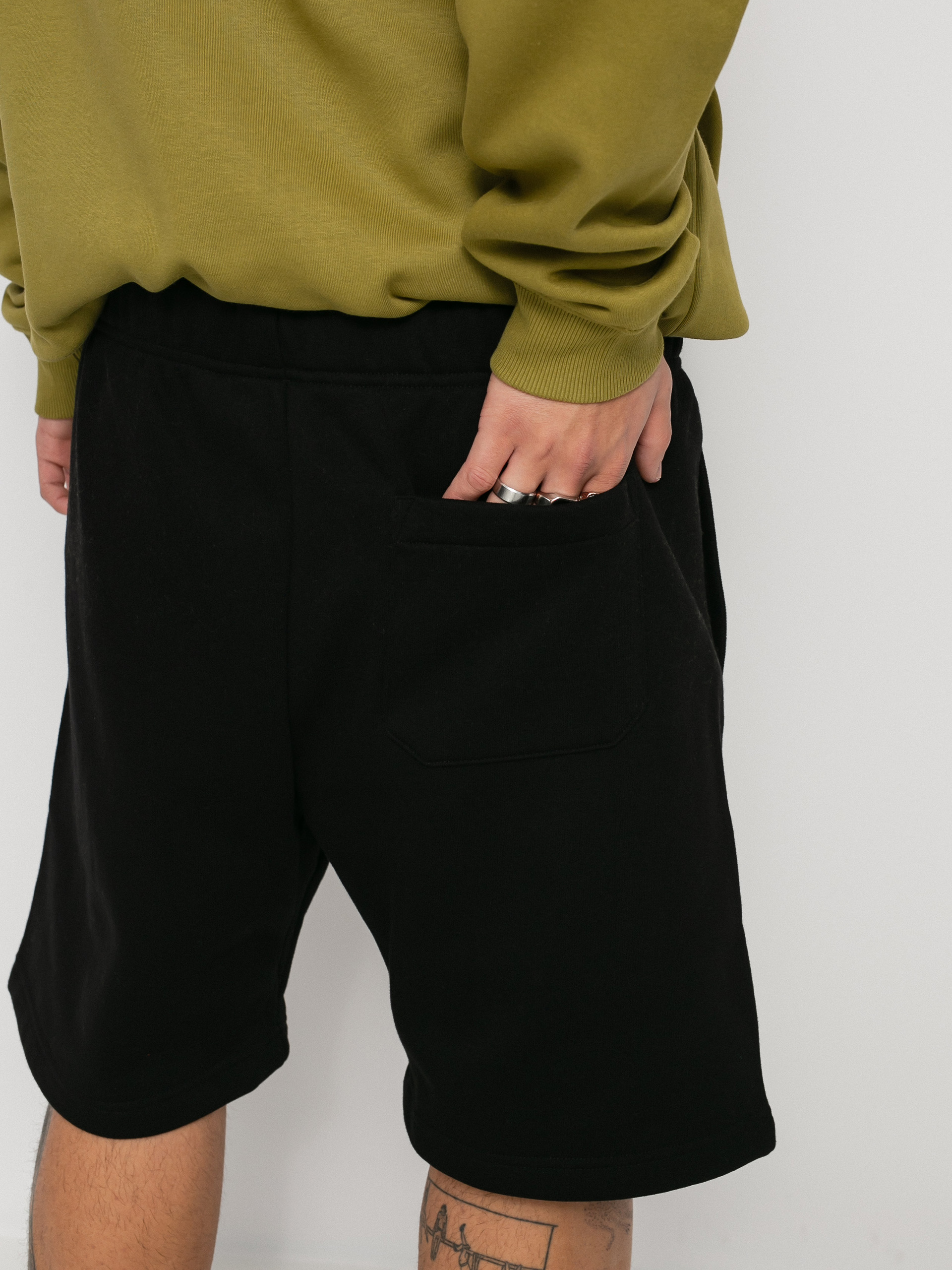 Szorty Carhartt WIP Chase (black/gold)