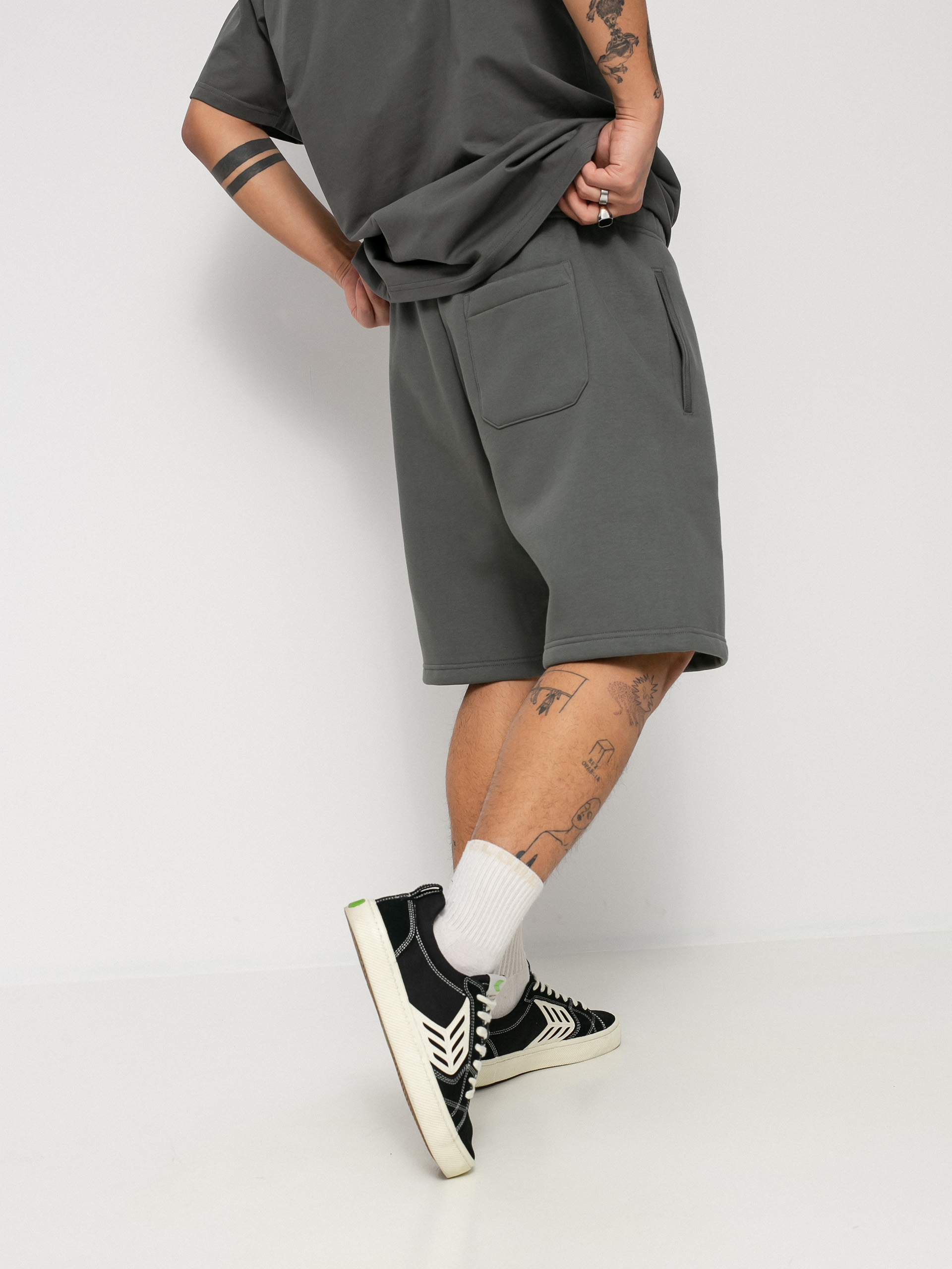 Szorty Carhartt WIP Chase (thyme/gold)