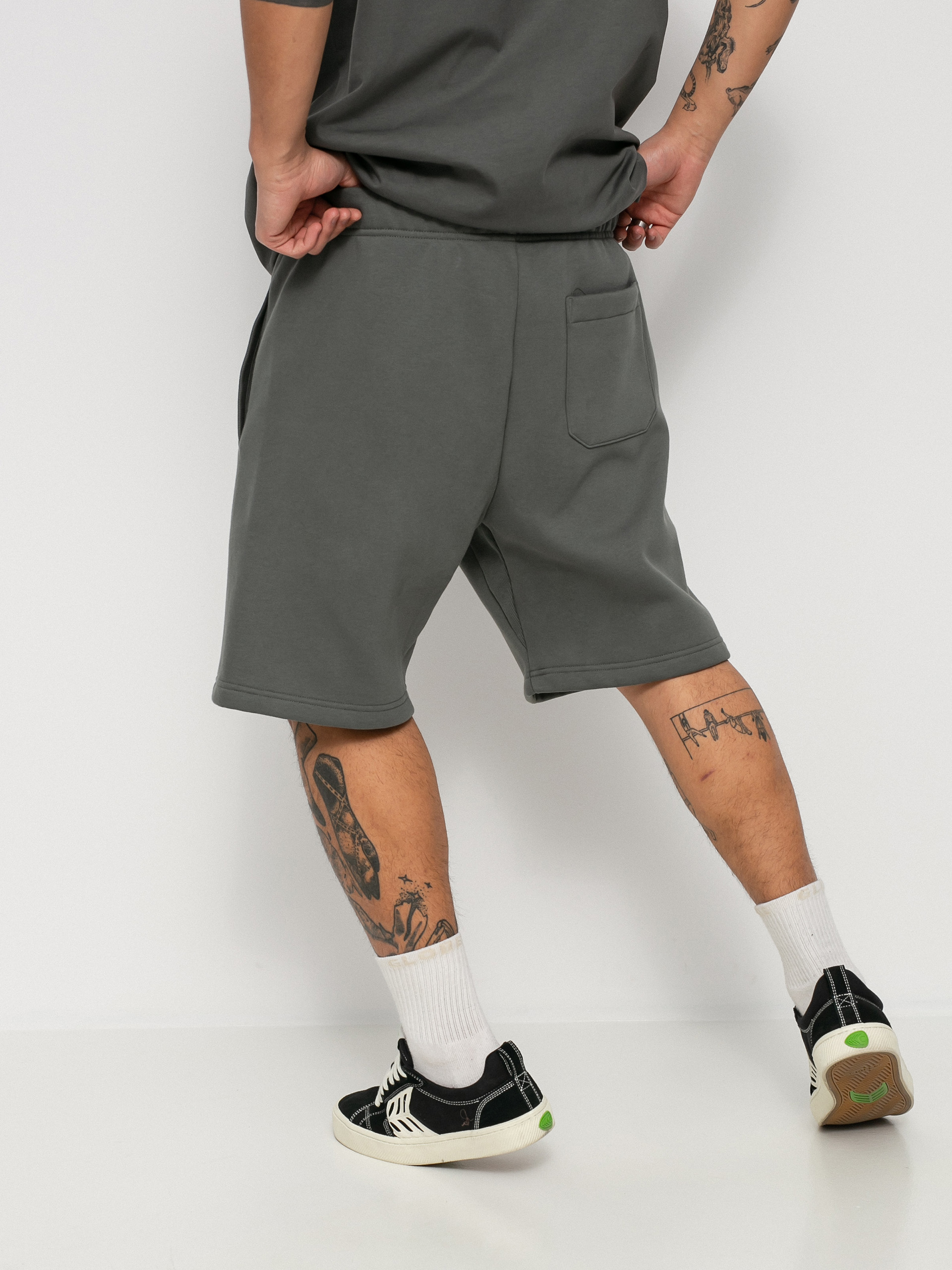 Szorty Carhartt WIP Chase (thyme/gold)
