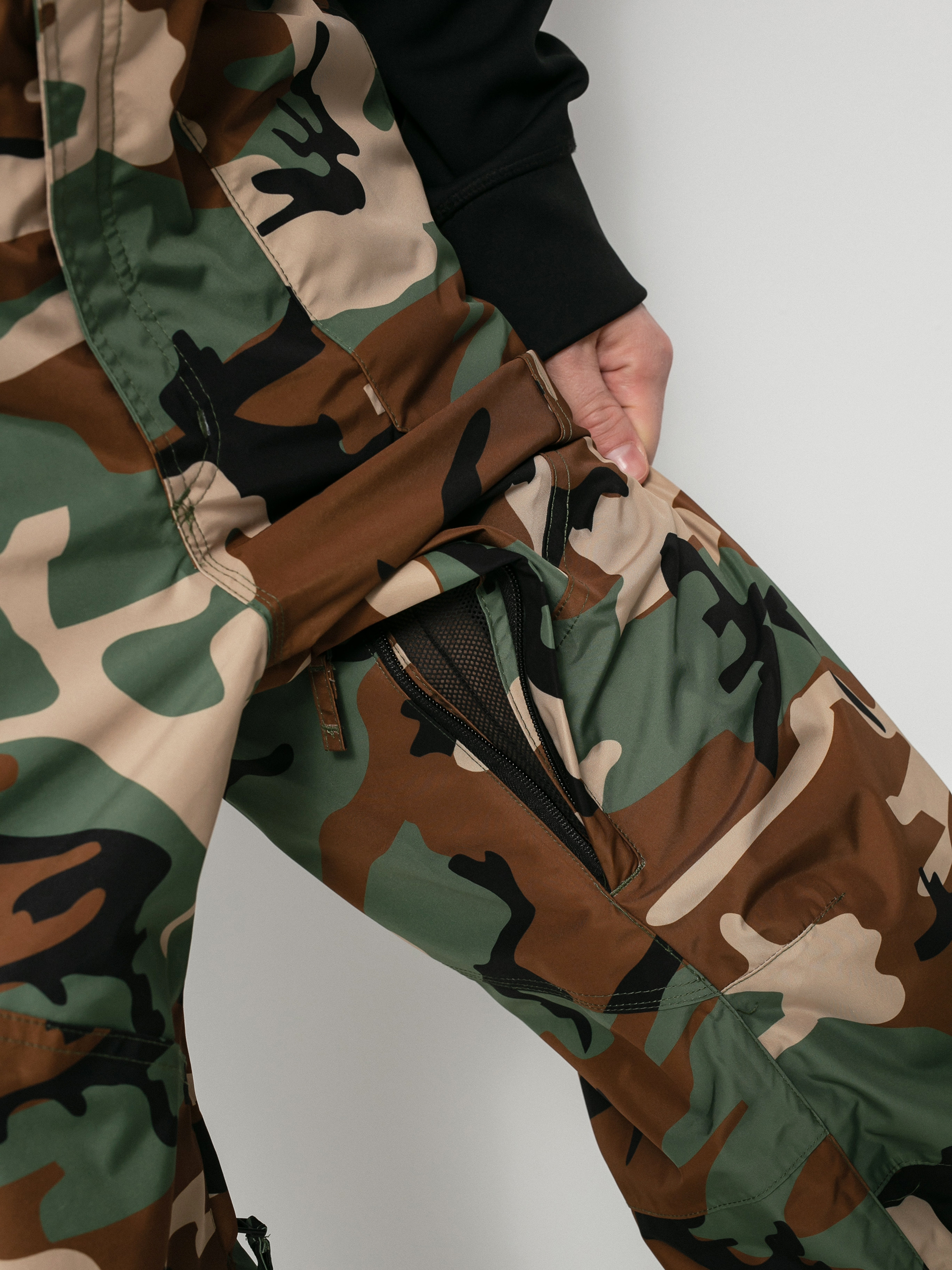 Męskie Spodnie snowboardowe ThirtyTwo Basement Bib (camo)