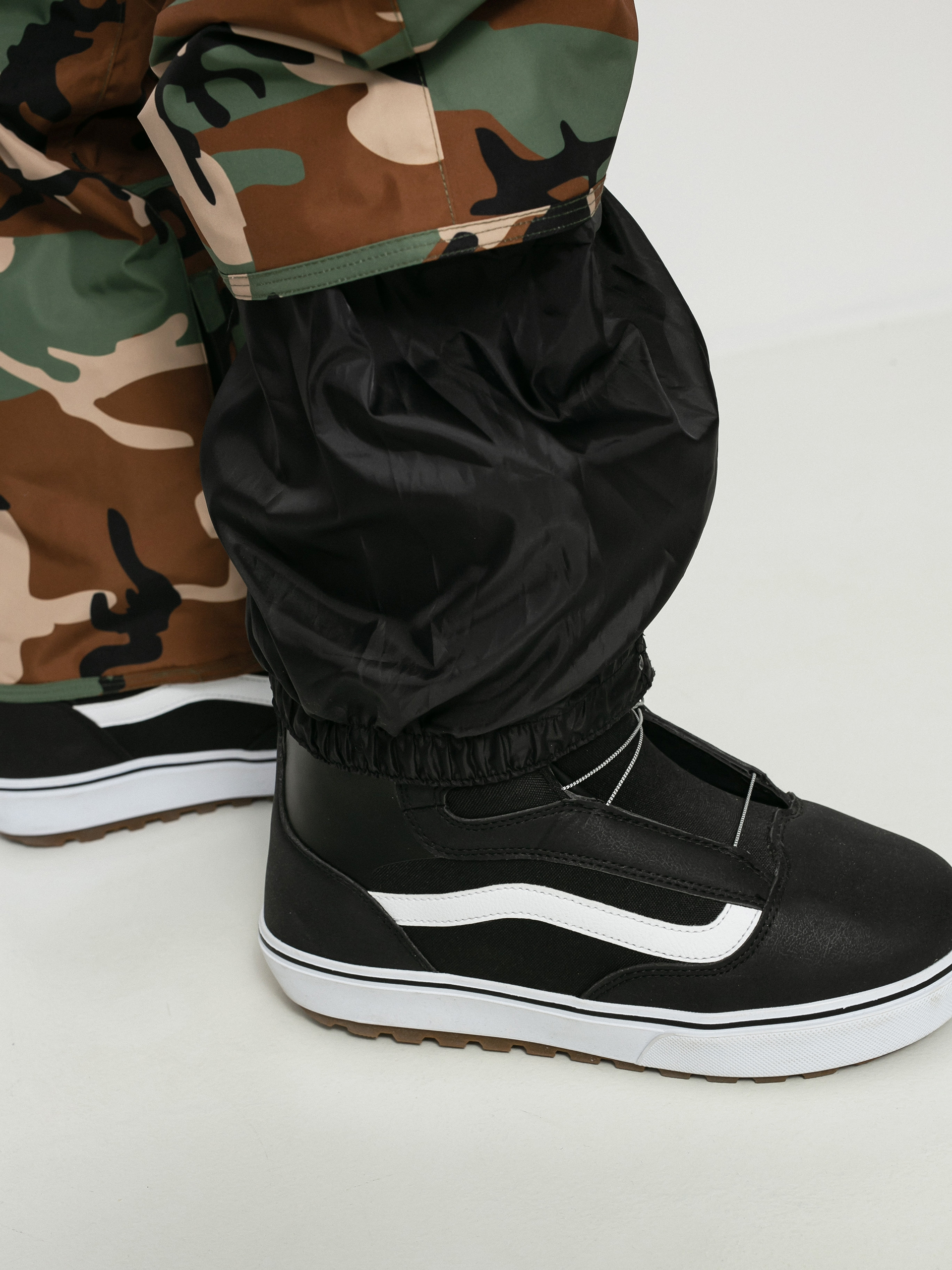 Męskie Spodnie snowboardowe ThirtyTwo Basement Bib (camo)