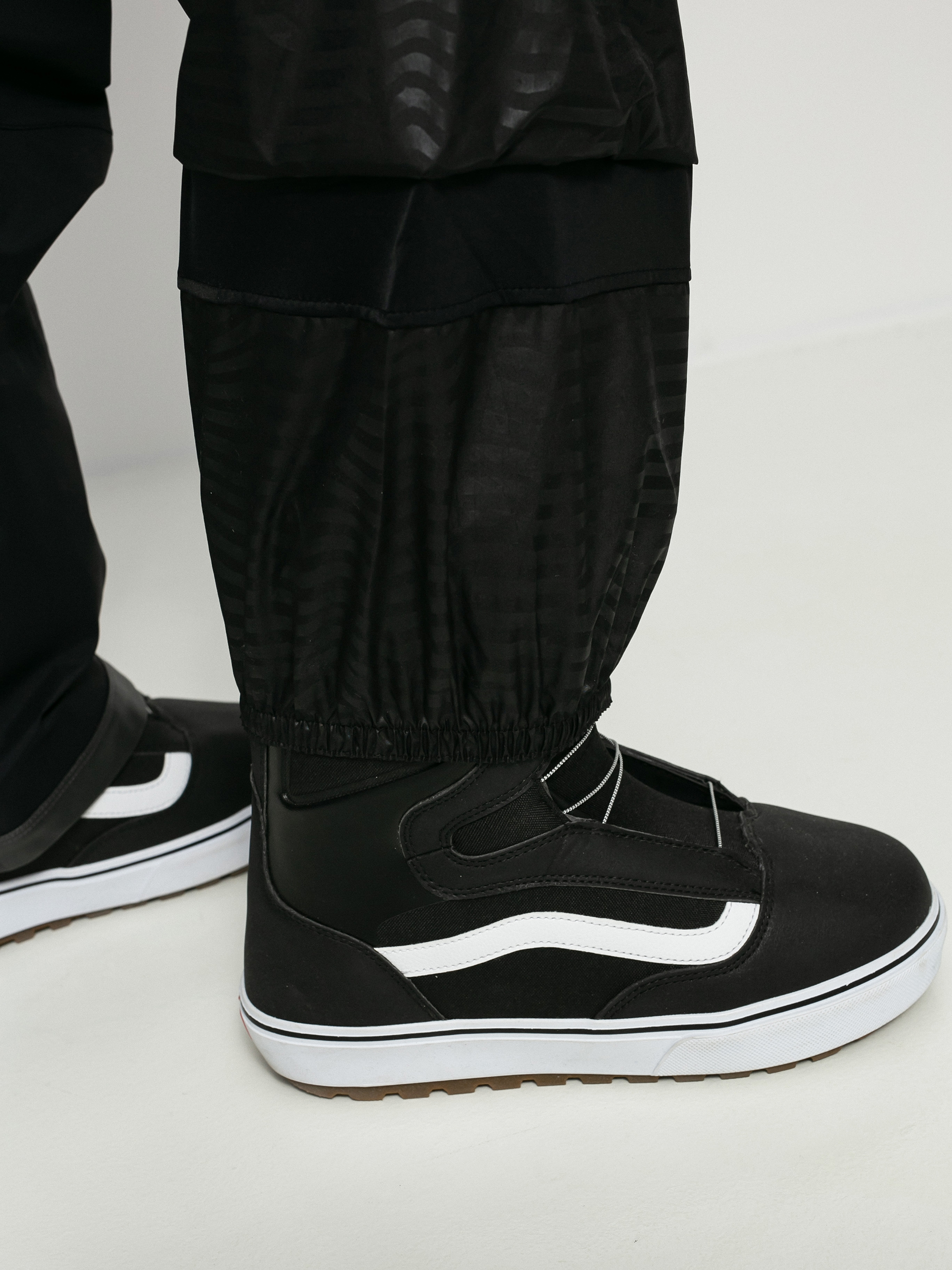 Męskie Spodnie snowboardowe Volcom Guch Stretch Gore (black)