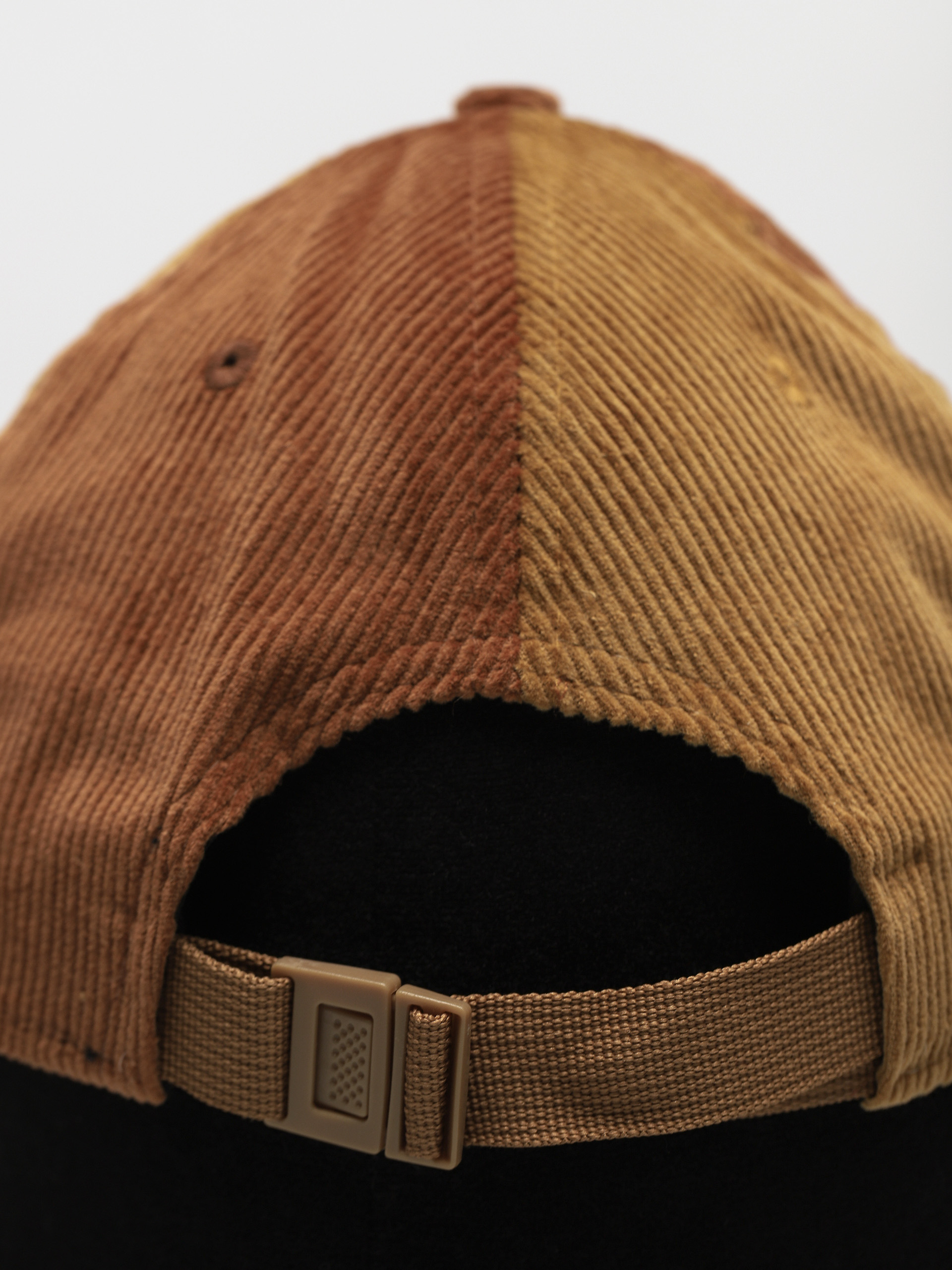 Czapka z daszkiem New Era Cord 9Forty (tan)