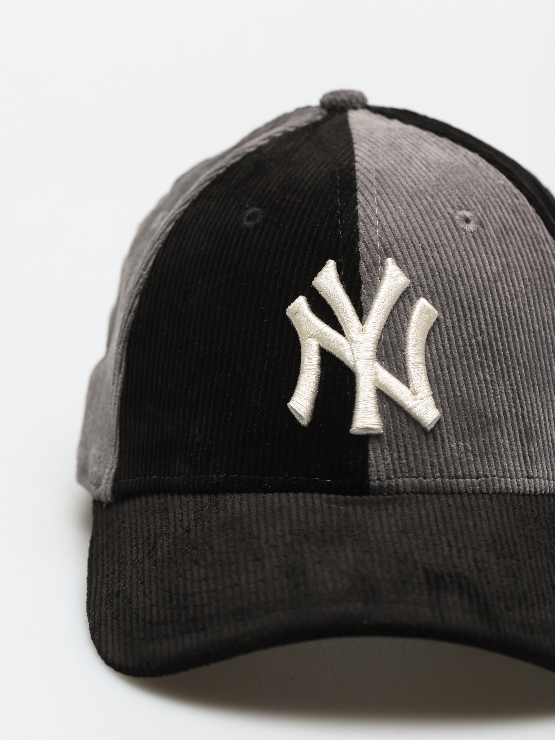 Czapka z daszkiem New Era Cord 9Forty (black)