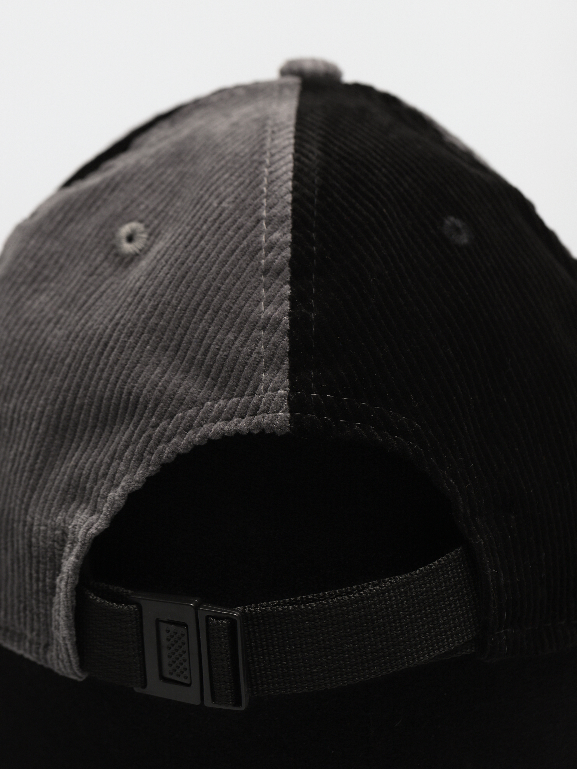 Czapka z daszkiem New Era Cord 9Forty (black)