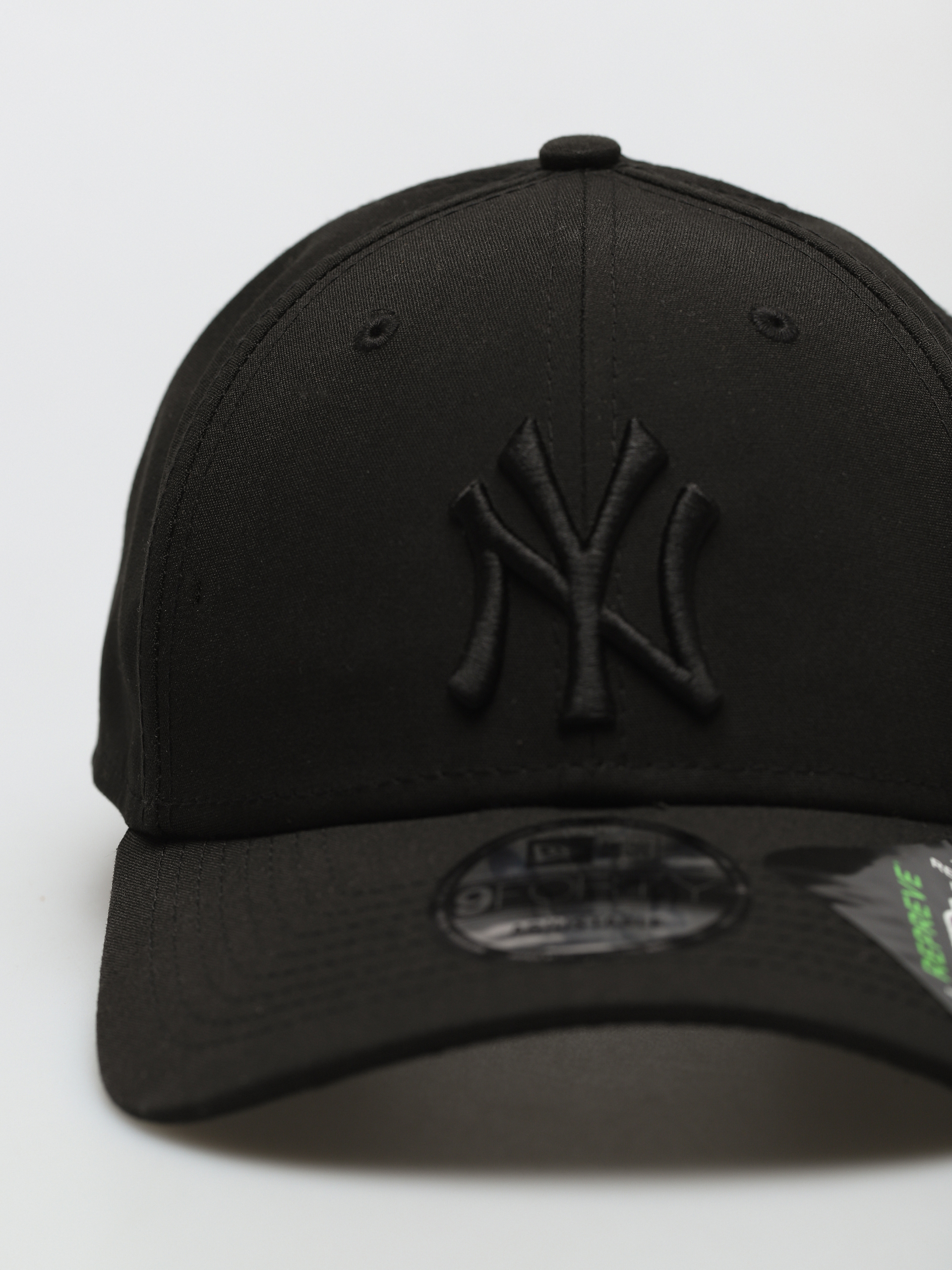 Czapka z daszkiem New Era Black Base Snap 9Forty New York Yankees (black/black)