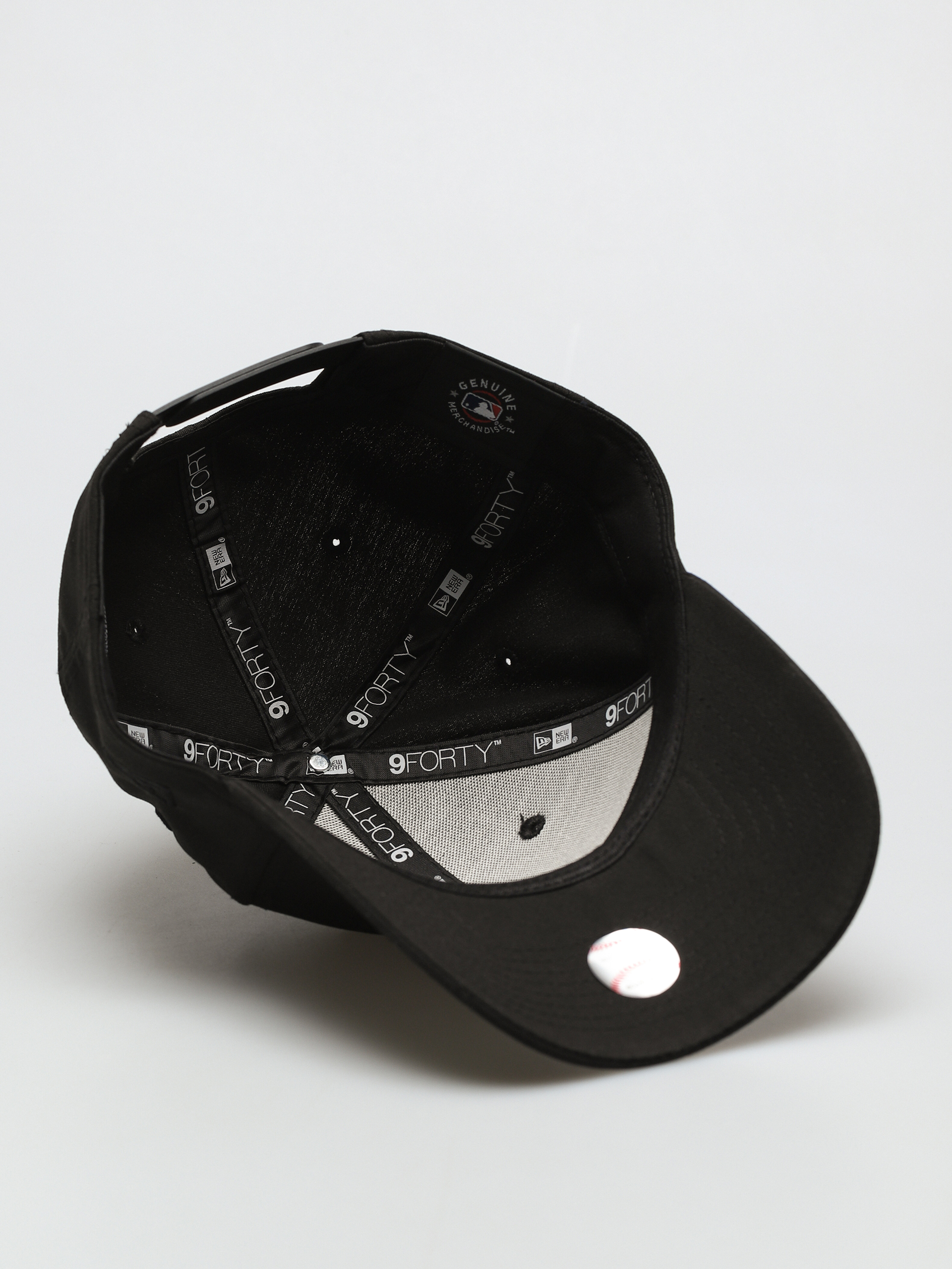 Czapka z daszkiem New Era Black Base Snap 9Forty New York Yankees (black/black)