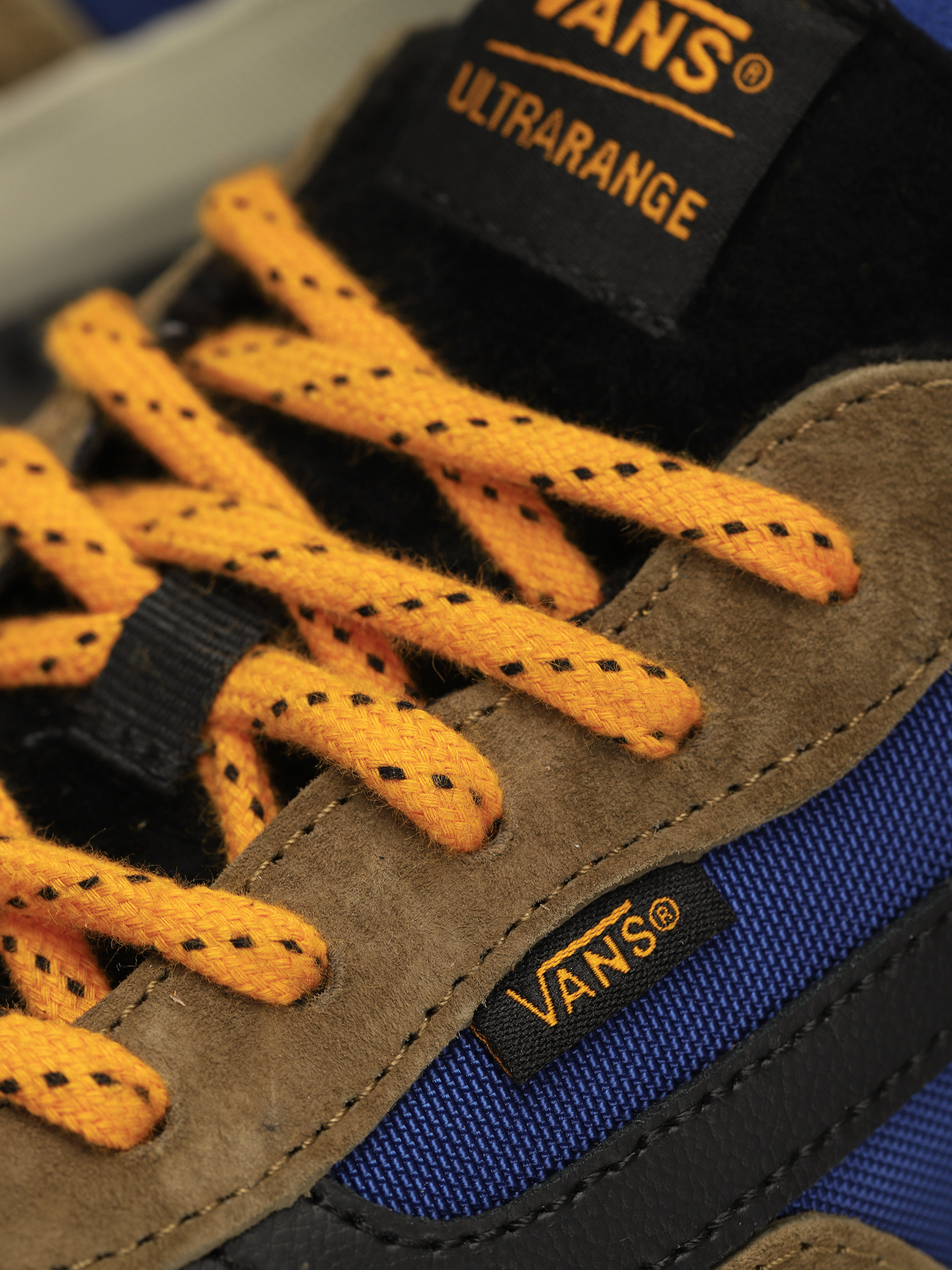 Buty Vans Ultrarange Exo Mte 1 (butternut/moss gray)
