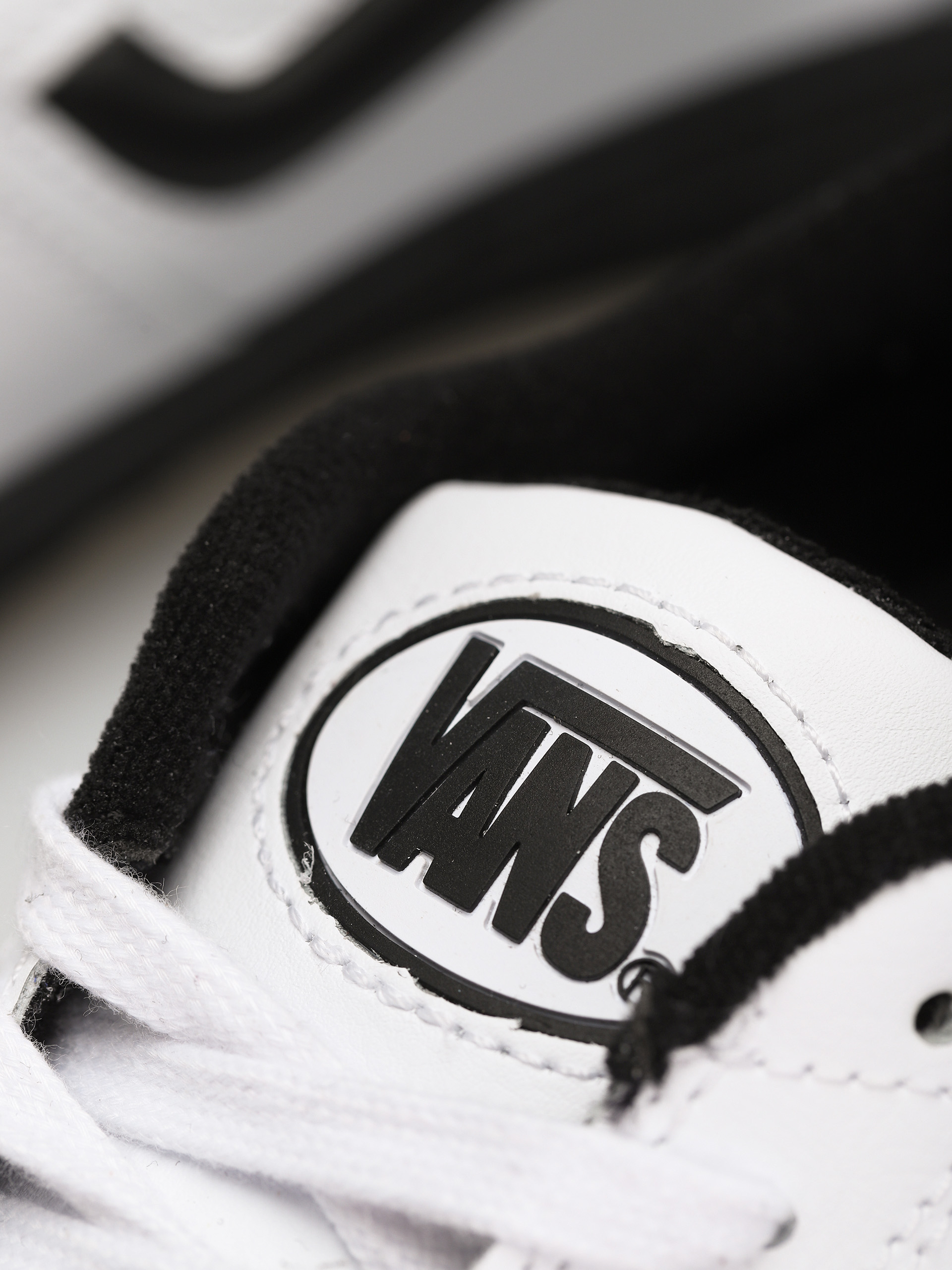 Buty Vans Fairlane (leather/true white/black)