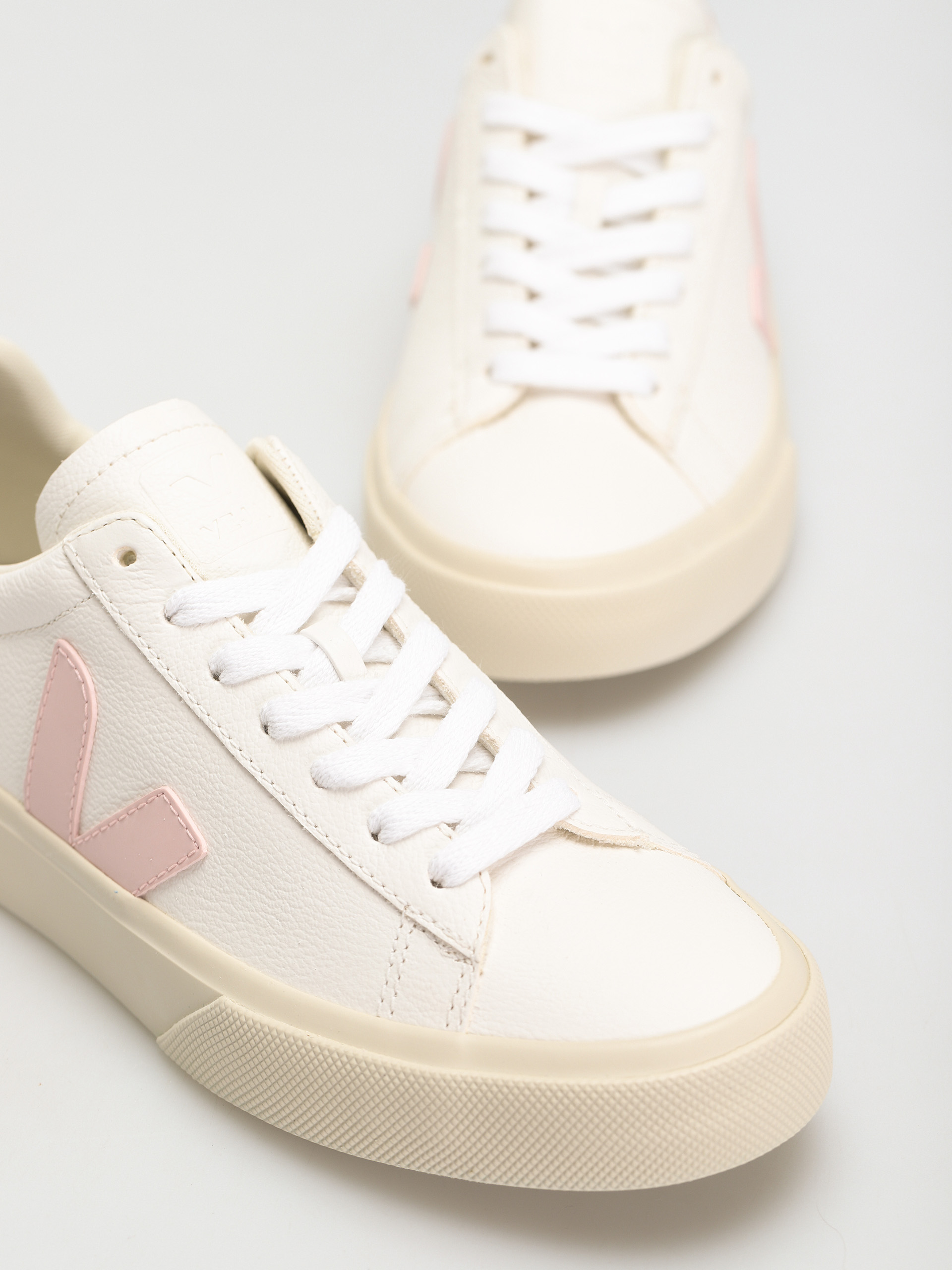Buty Veja Campo Wmn (extra white petale)