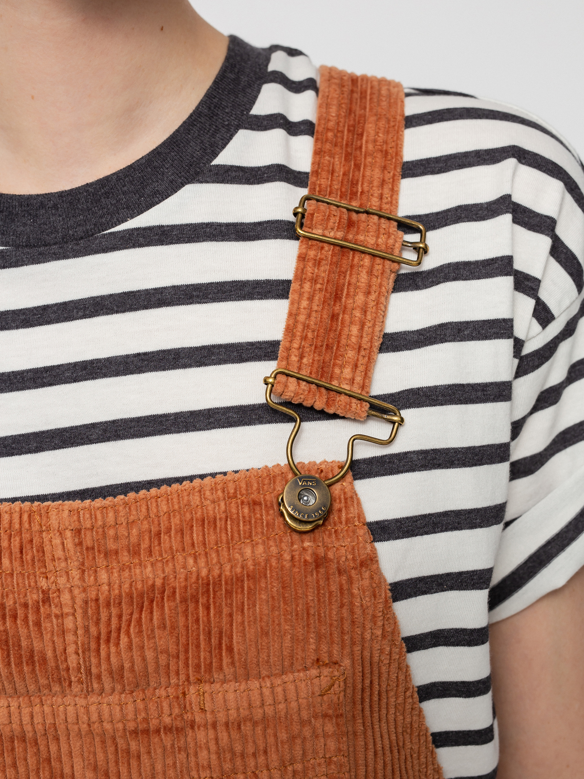 Spodnie Vans Ground Work Cord Wmn (argan oil)