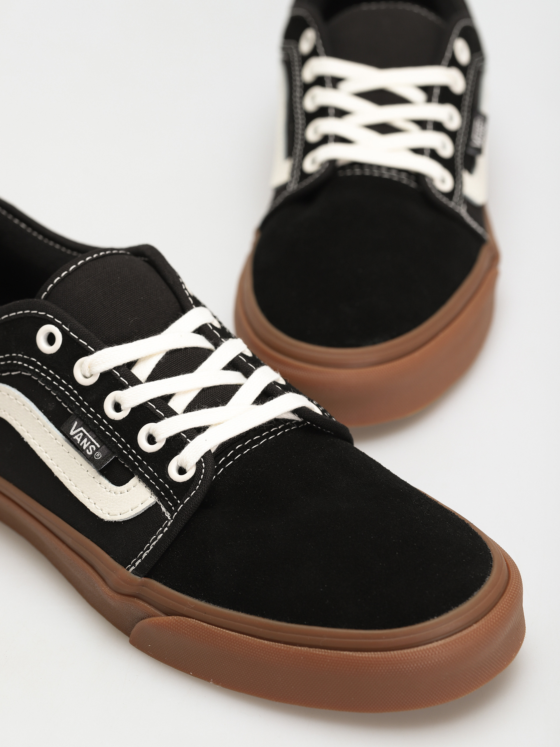 Buty Vans Chukka Low Sidestripe (black/gum)