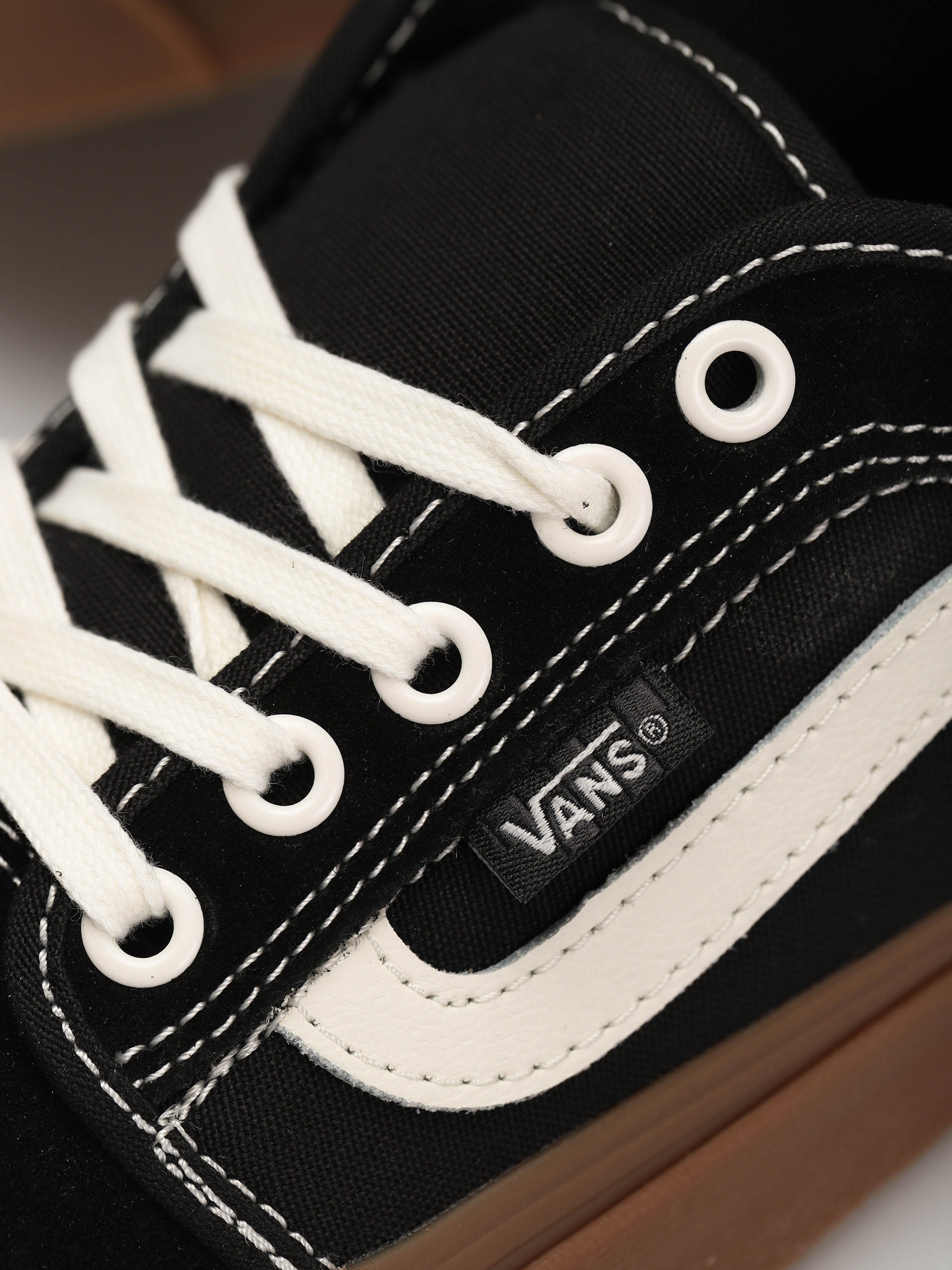 Buty Vans Chukka Low Sidestripe (black/gum)