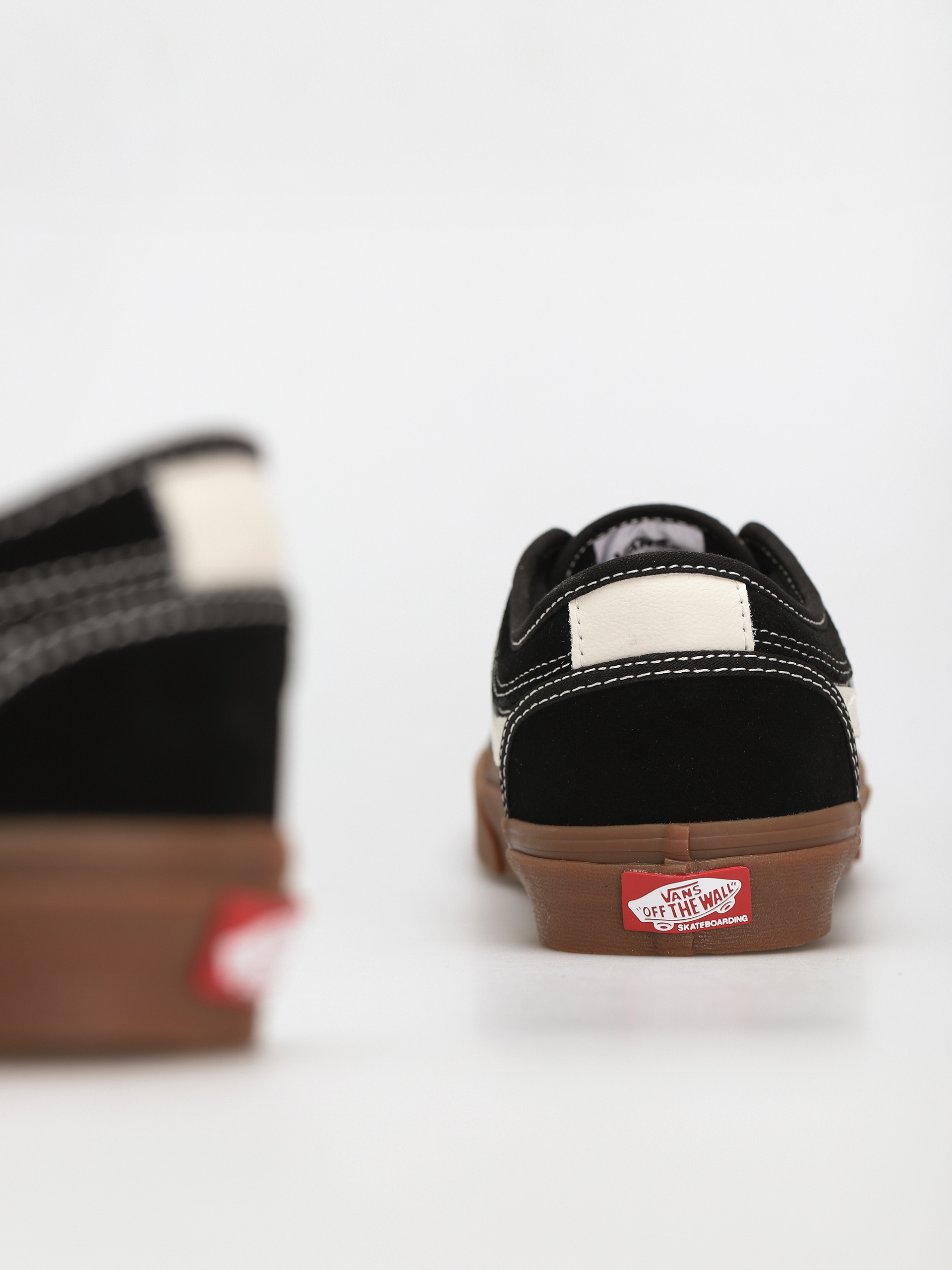 Buty Vans Chukka Low Sidestripe (black/gum)