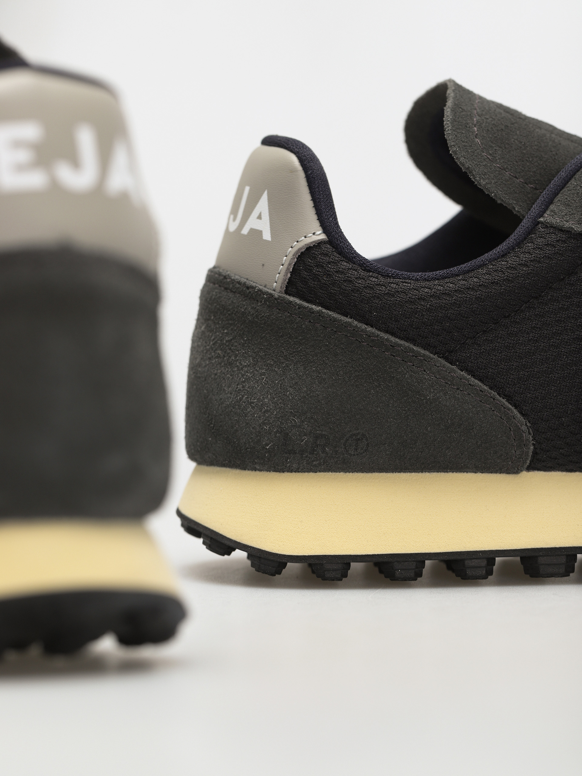 Buty Veja Rio Branco (black white oxford grey)