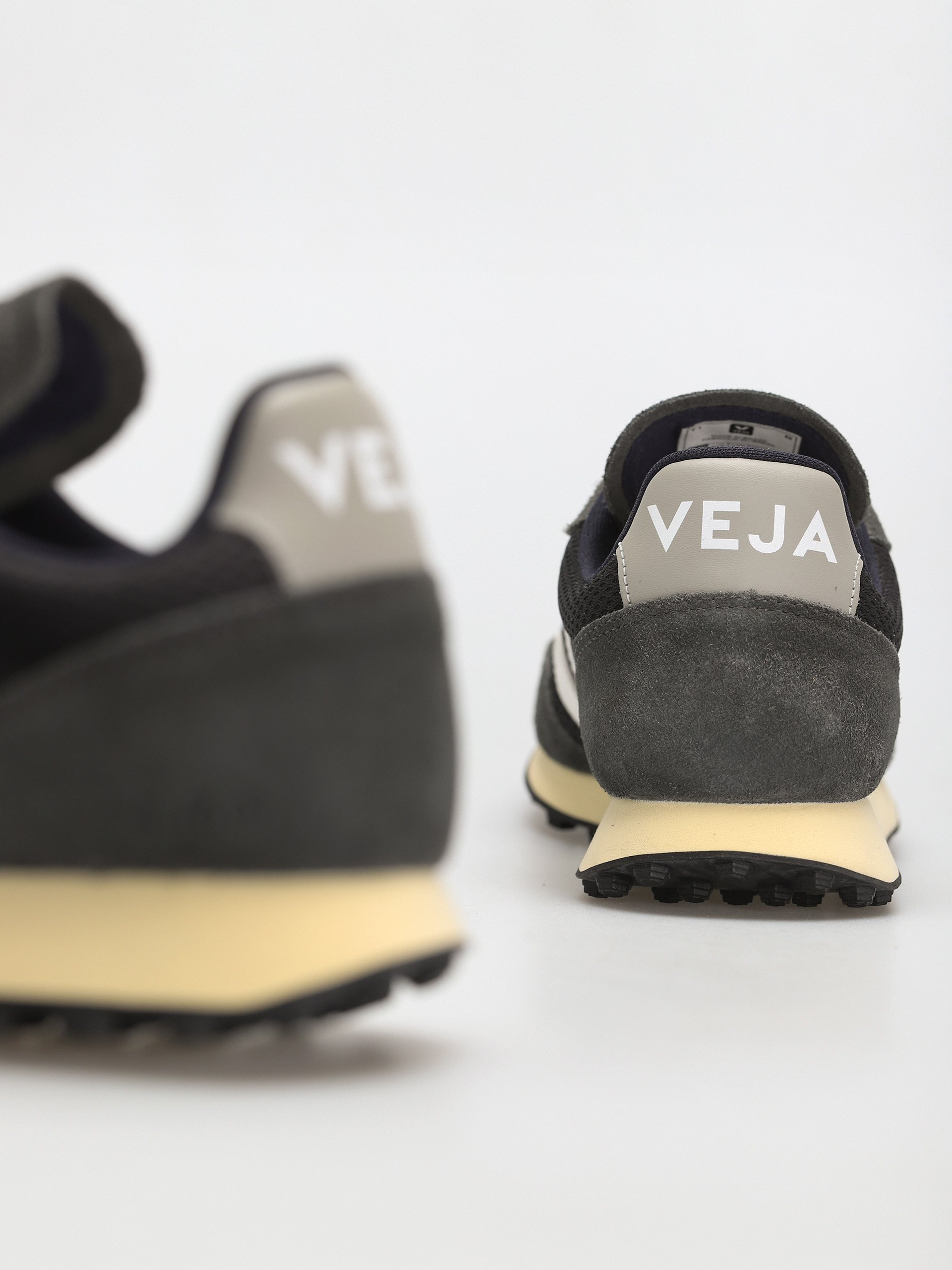 Buty Veja Rio Branco (black white oxford grey)